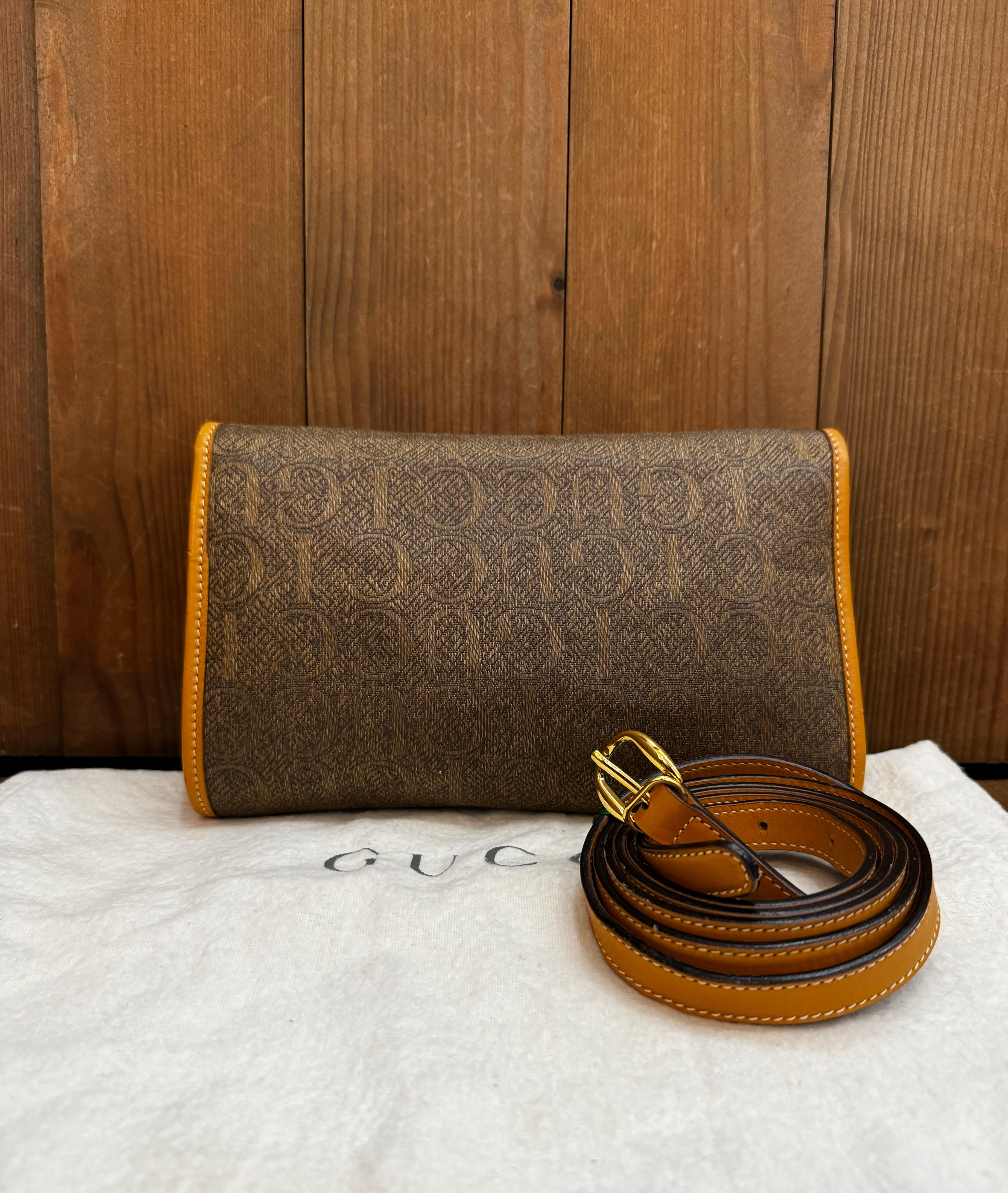 Marron 1990 Vintage GUCCI Silk Jacquard Two-Way Mini Crossbody Bag Brown en vente