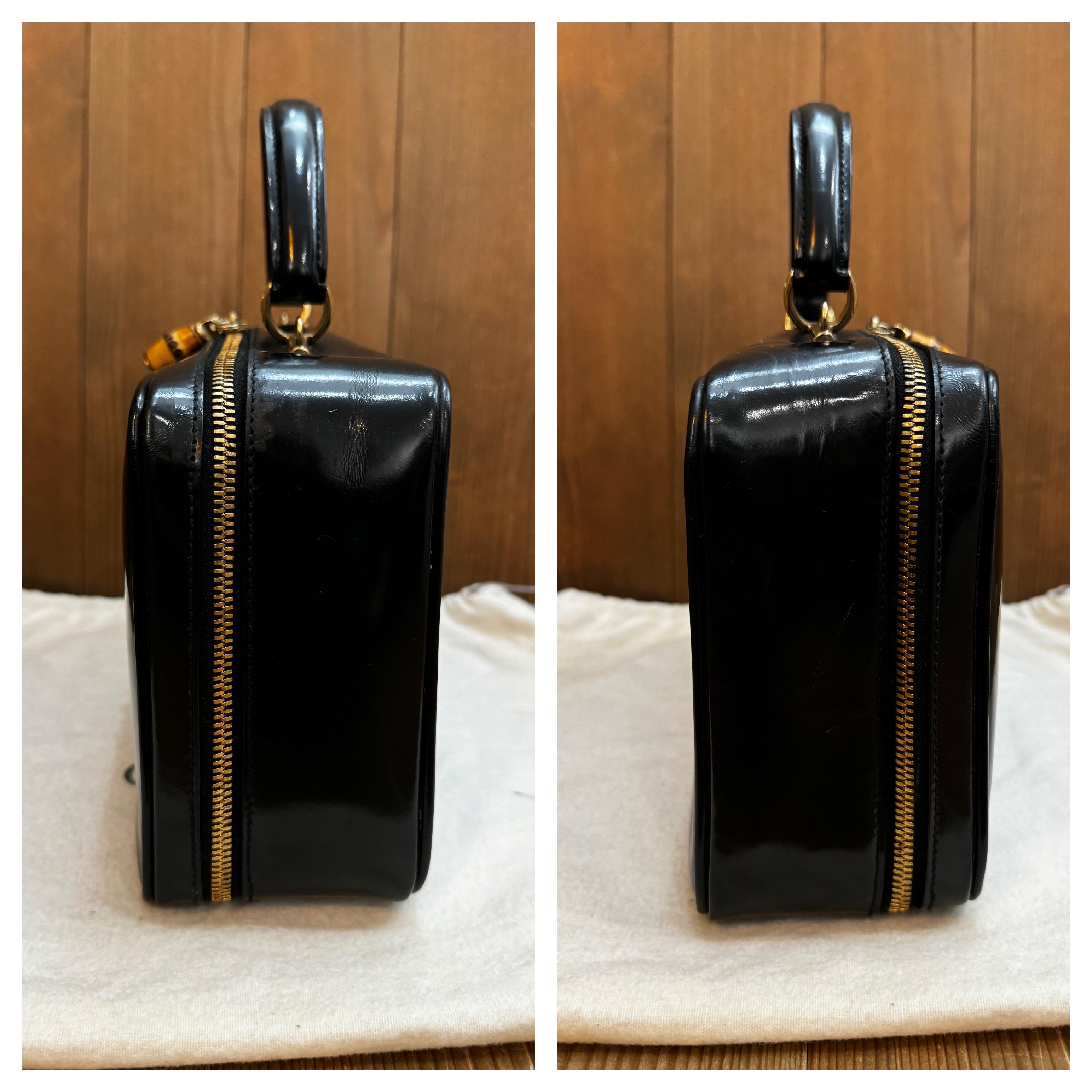 1990 Vintage GUCCI Petit Vanity Case Sac à main Cuir poli Noir 8