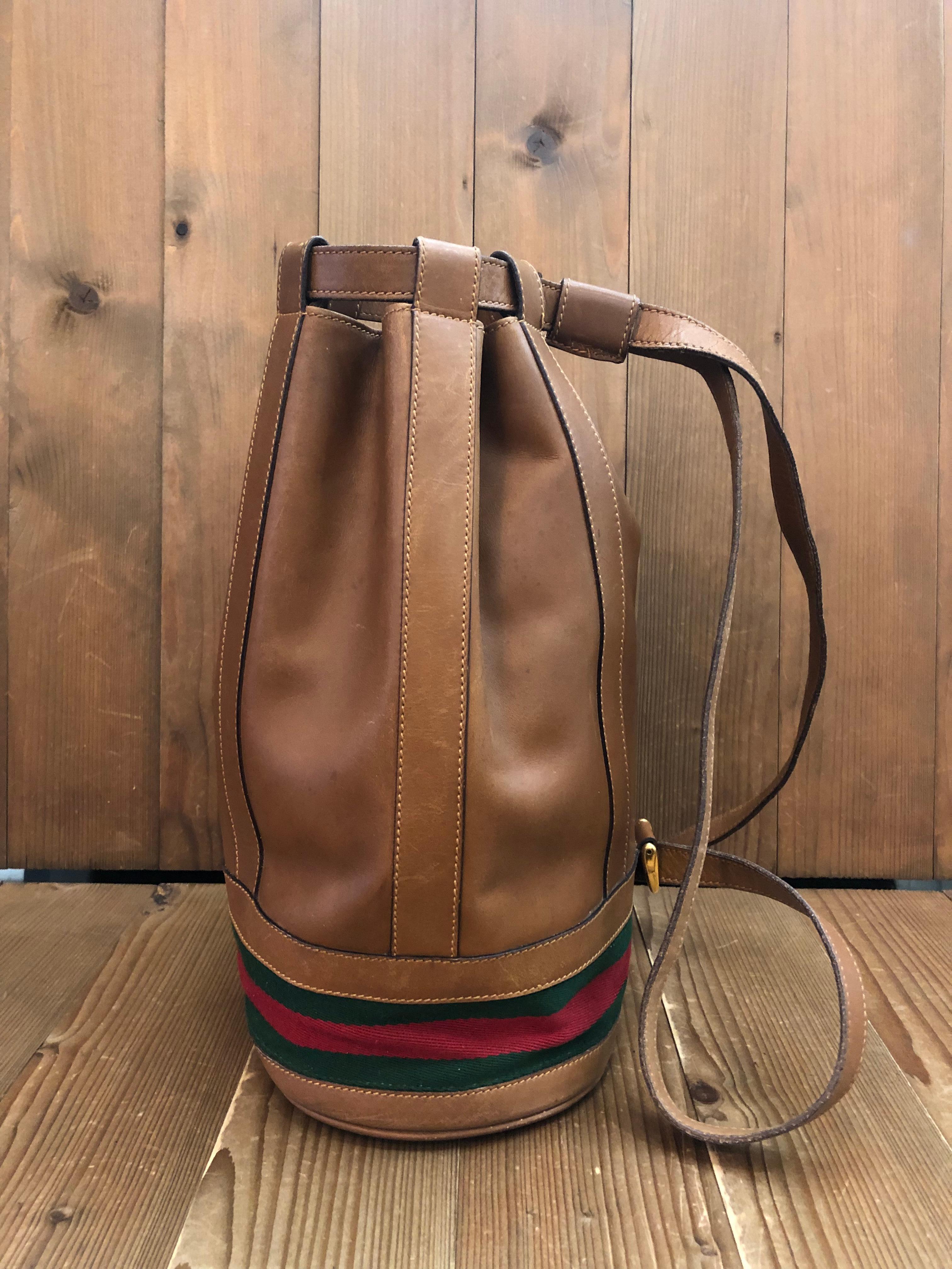 Brown 1990s Vintage GUCCI Web Bucket Shoulder Bag Tan Leather Unisex For Sale