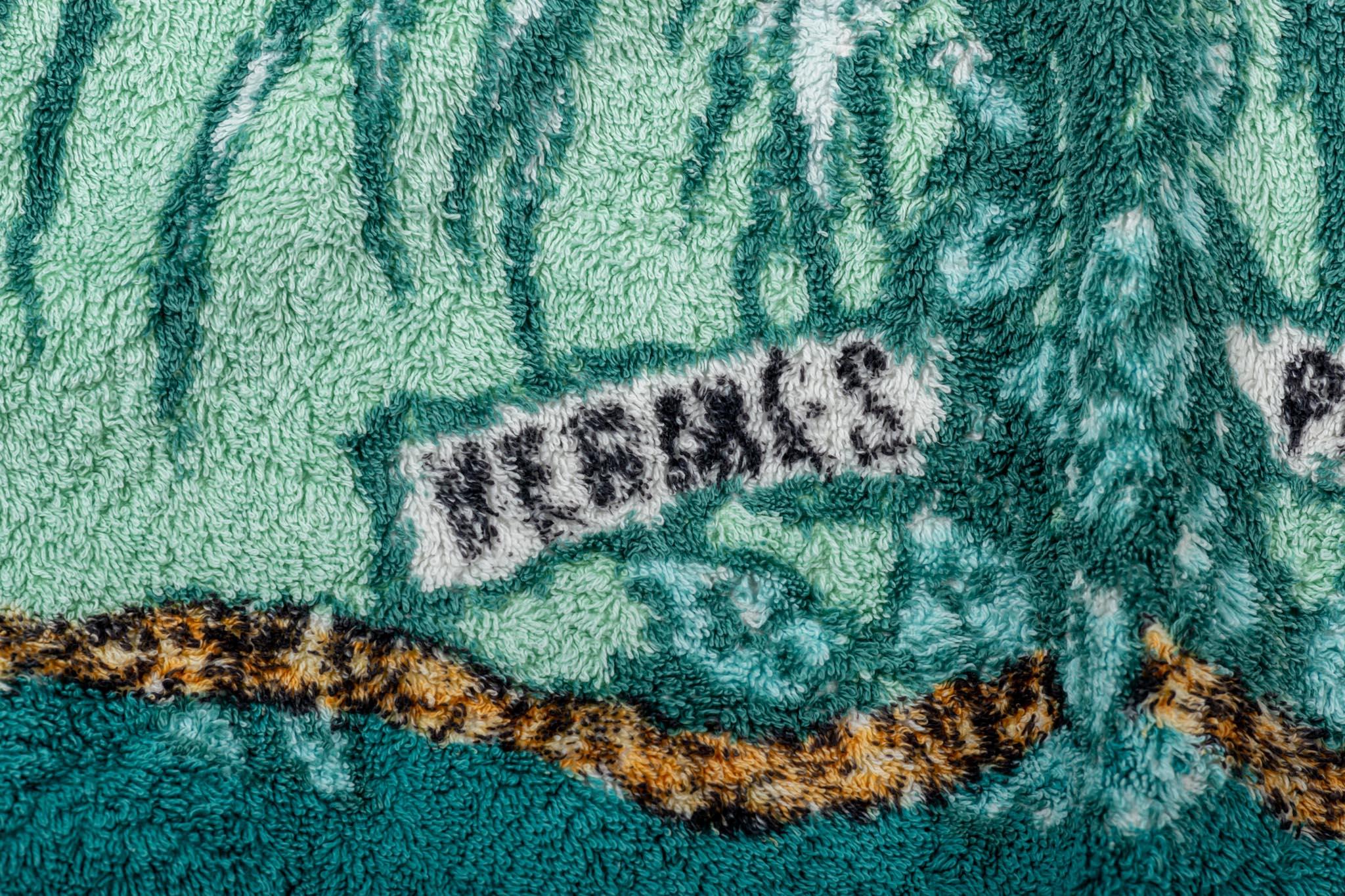 Blue 1990's Vintage Hermès Jungle Love Rare Beach Towel Excellent Condition