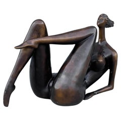 Statues Mid-Century Modern