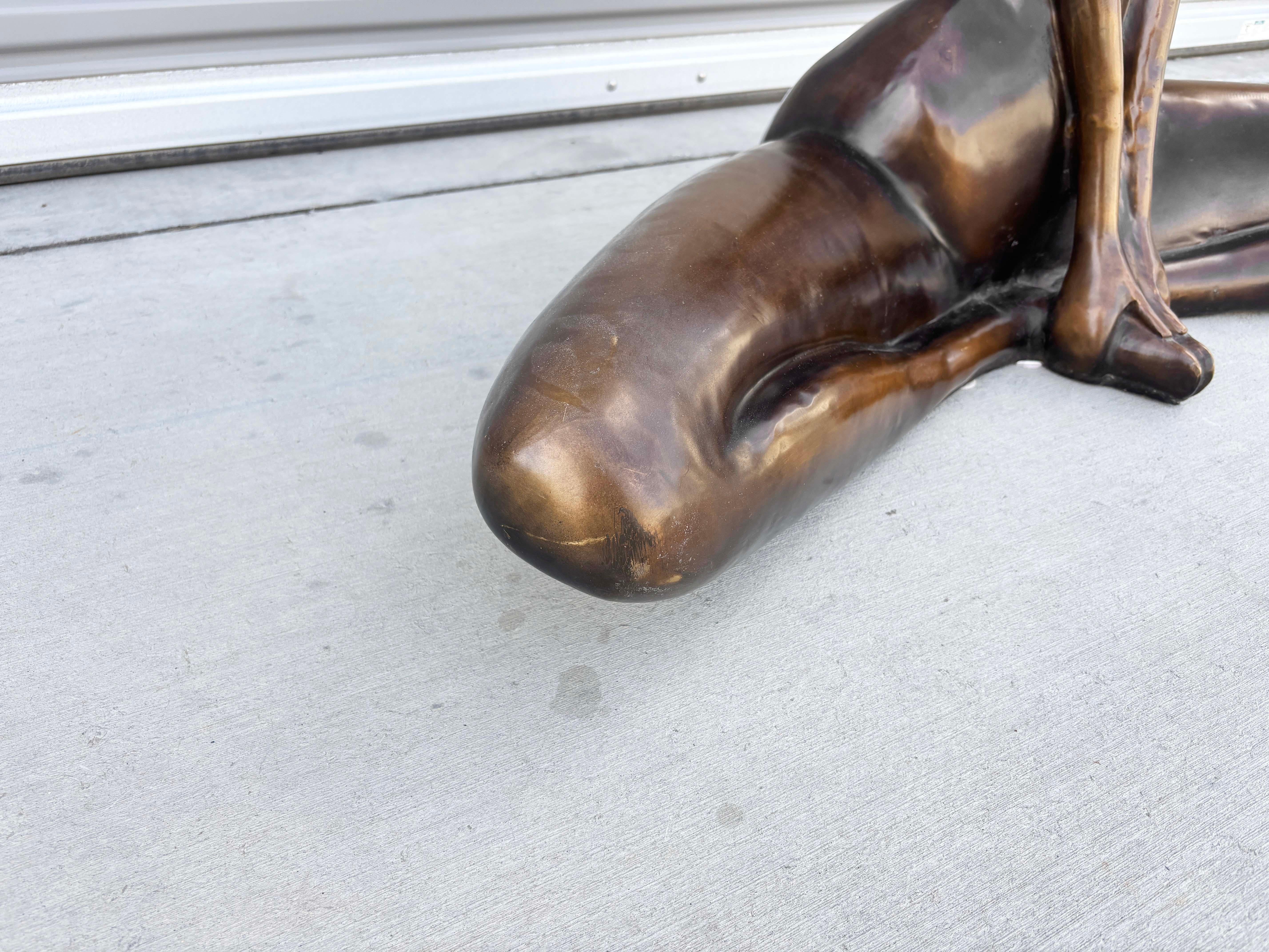 1990s Vintage Life Size Bronze Statue In Good Condition For Sale In North Hollywood, CA