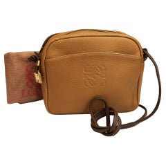 1990 Vintage LOEWE Anagram Sac en cuir de veau Beige Petit