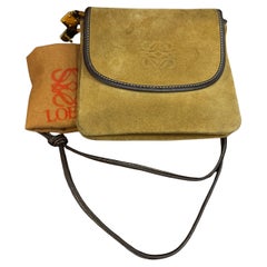 1990s Vintage LOEWE Doppelseitige Wildleder Anagramm Crossbody Bag Braun Klein