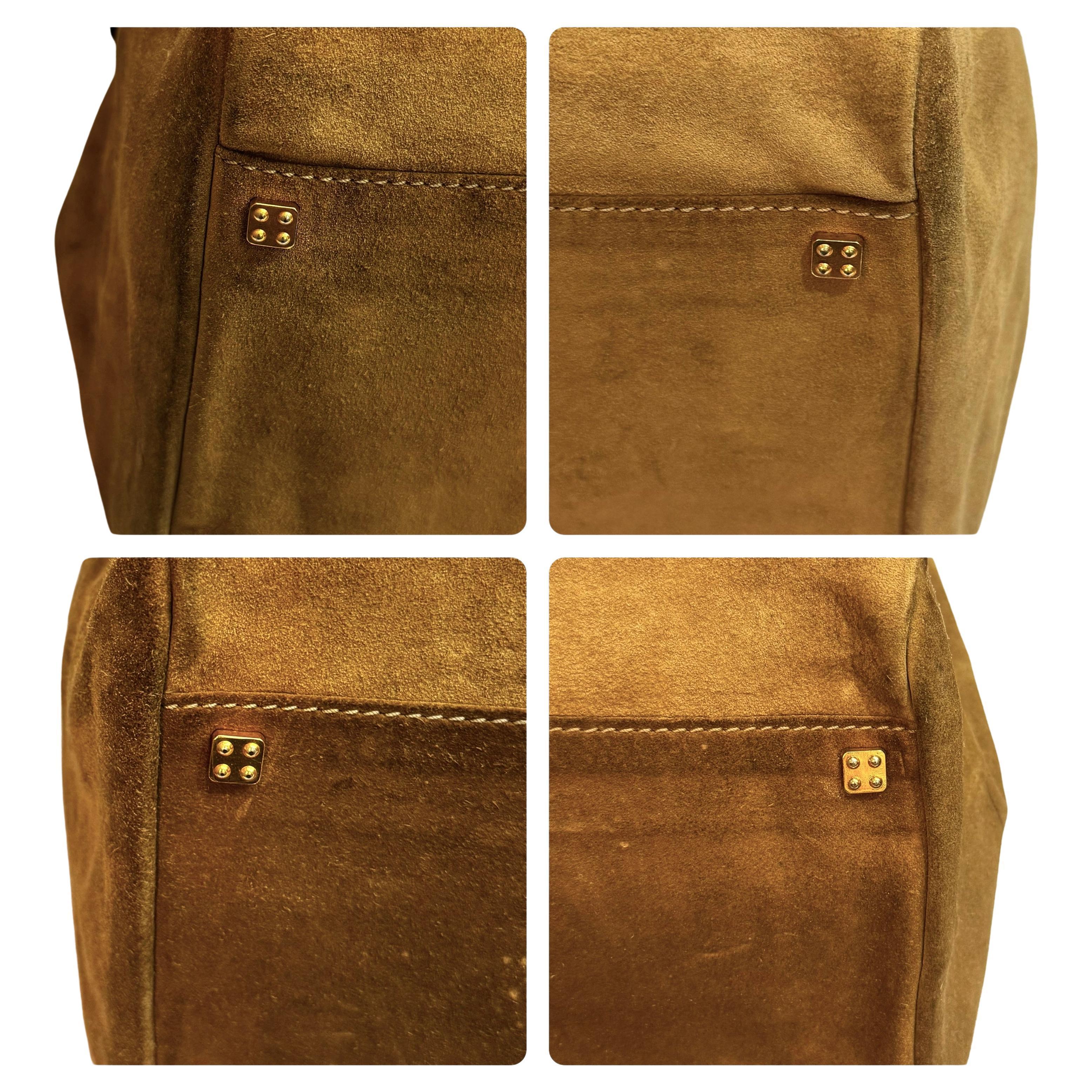 1990s Vintage LOEWE Suede Anagram Boston Bag 40 Brown État moyen - En vente à Bangkok, TH