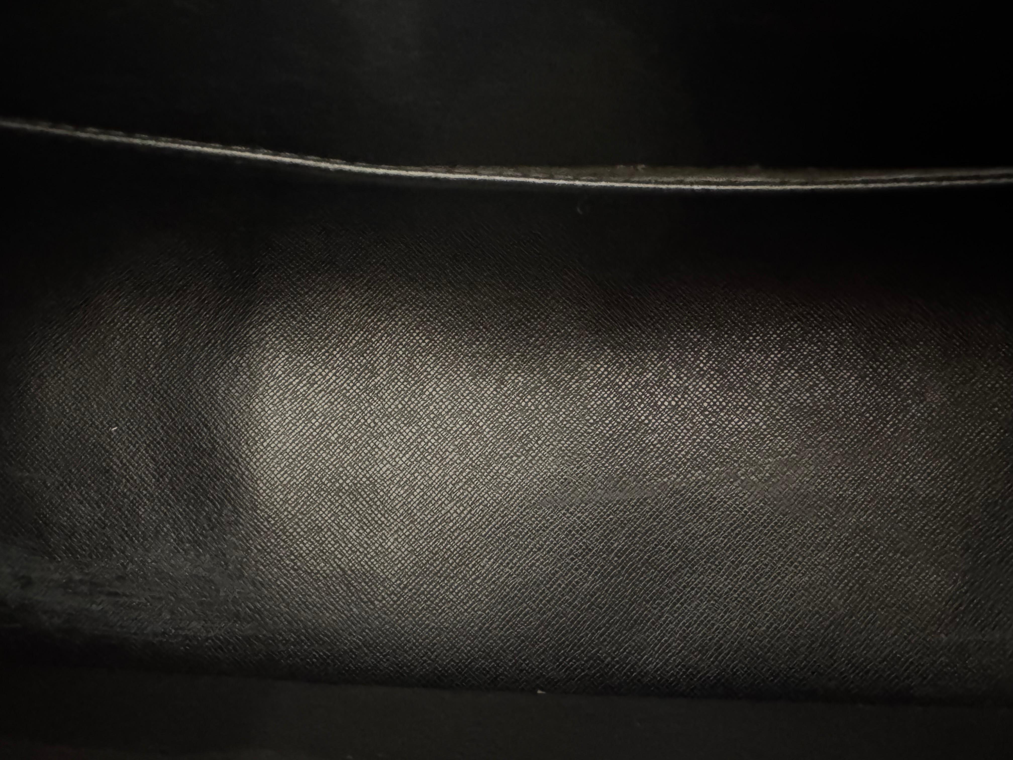 1990s Vintage LOUIS VUITTON Epi Leather Sac Triangle Handbag Black 4