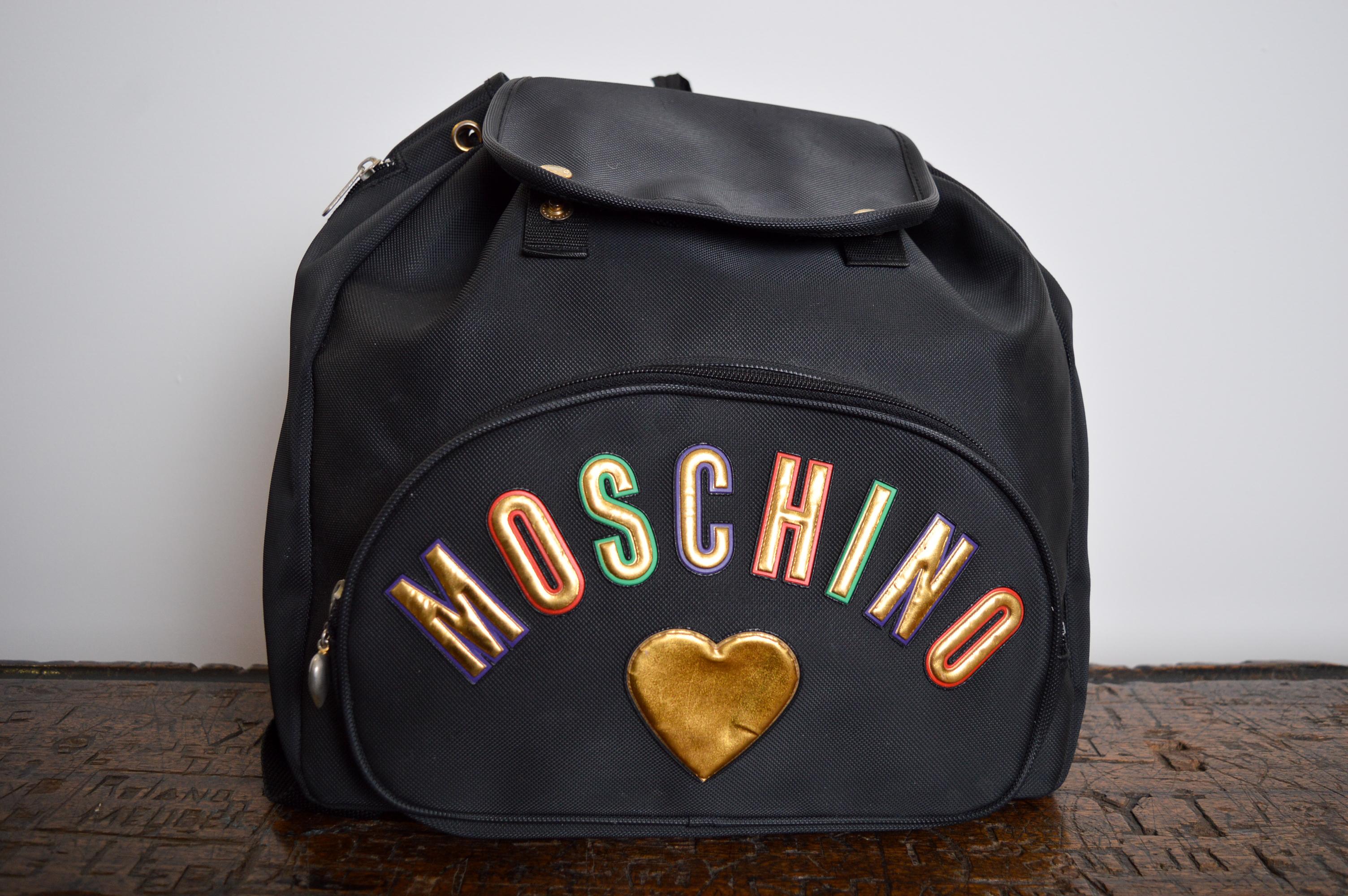 1990's Vintage Moschino Backpack - Gold Letter Rucksack Bag For Sale 1