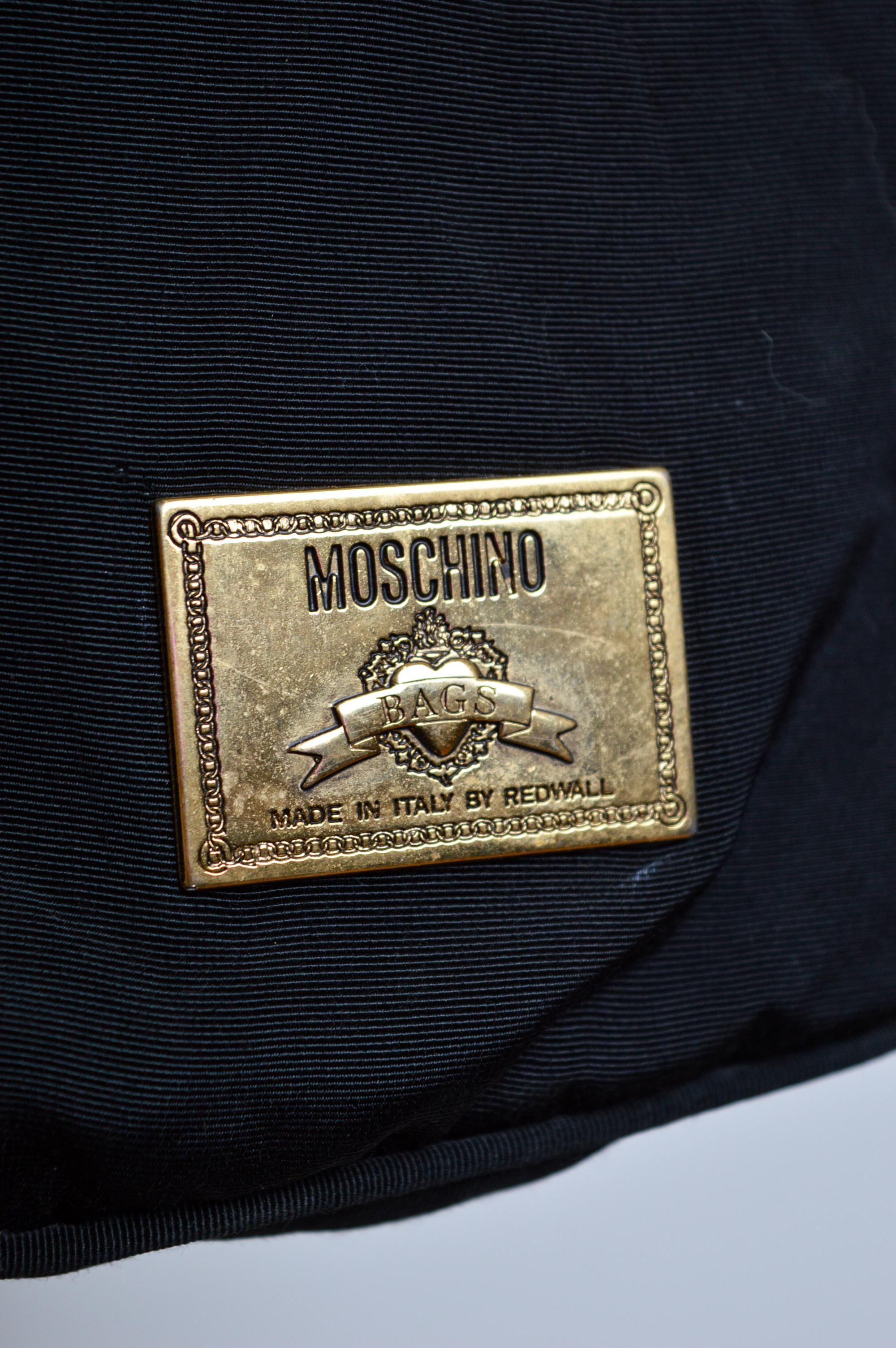 1990er Jahre Vintage Moschino Tasche Bunte Camp Nylon-Handtasche mit Perlengriff  im Angebot 2