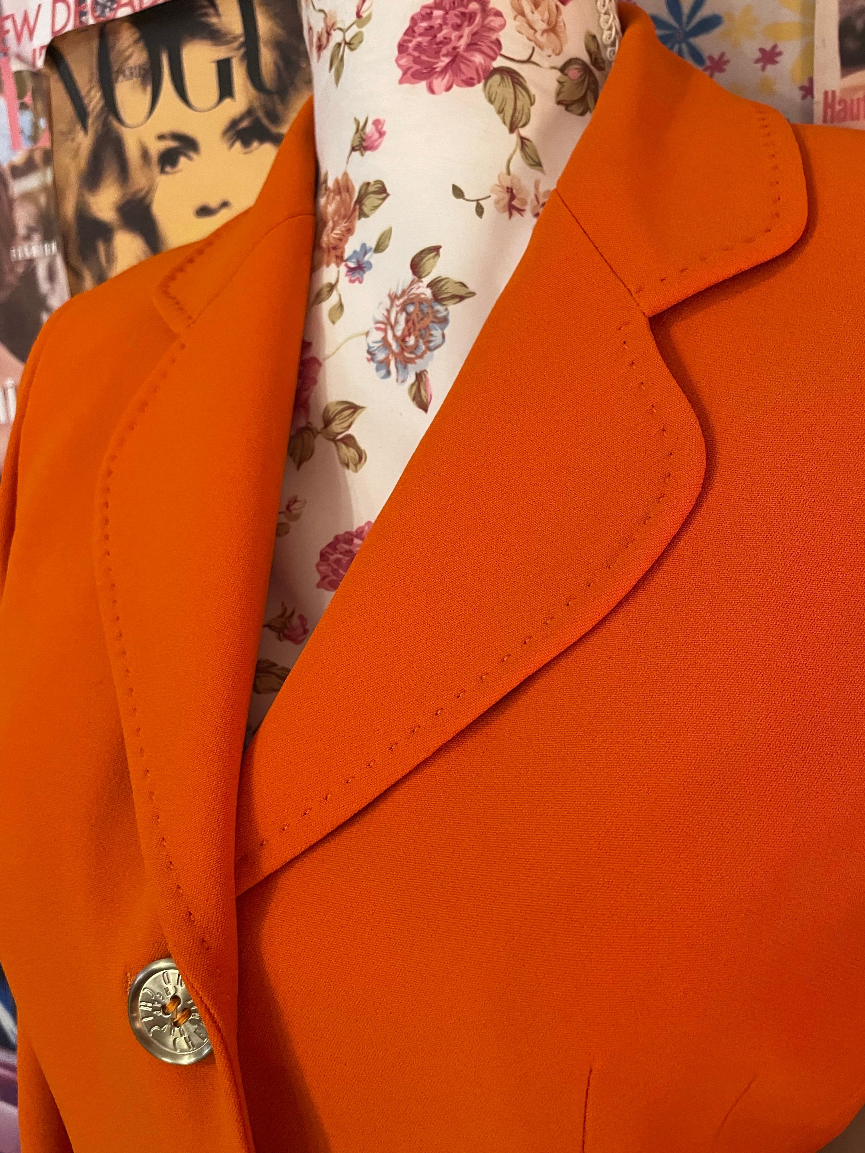 Women's 1990s Vintage Moschino Cheap & chic blazer jacket For Sale