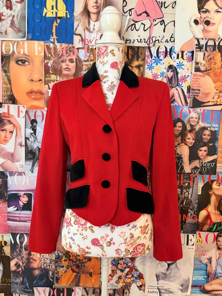 Veste Blazer Moschino Cheap & Chic Rouge Cristal – Taille 8, Années 90, Italie