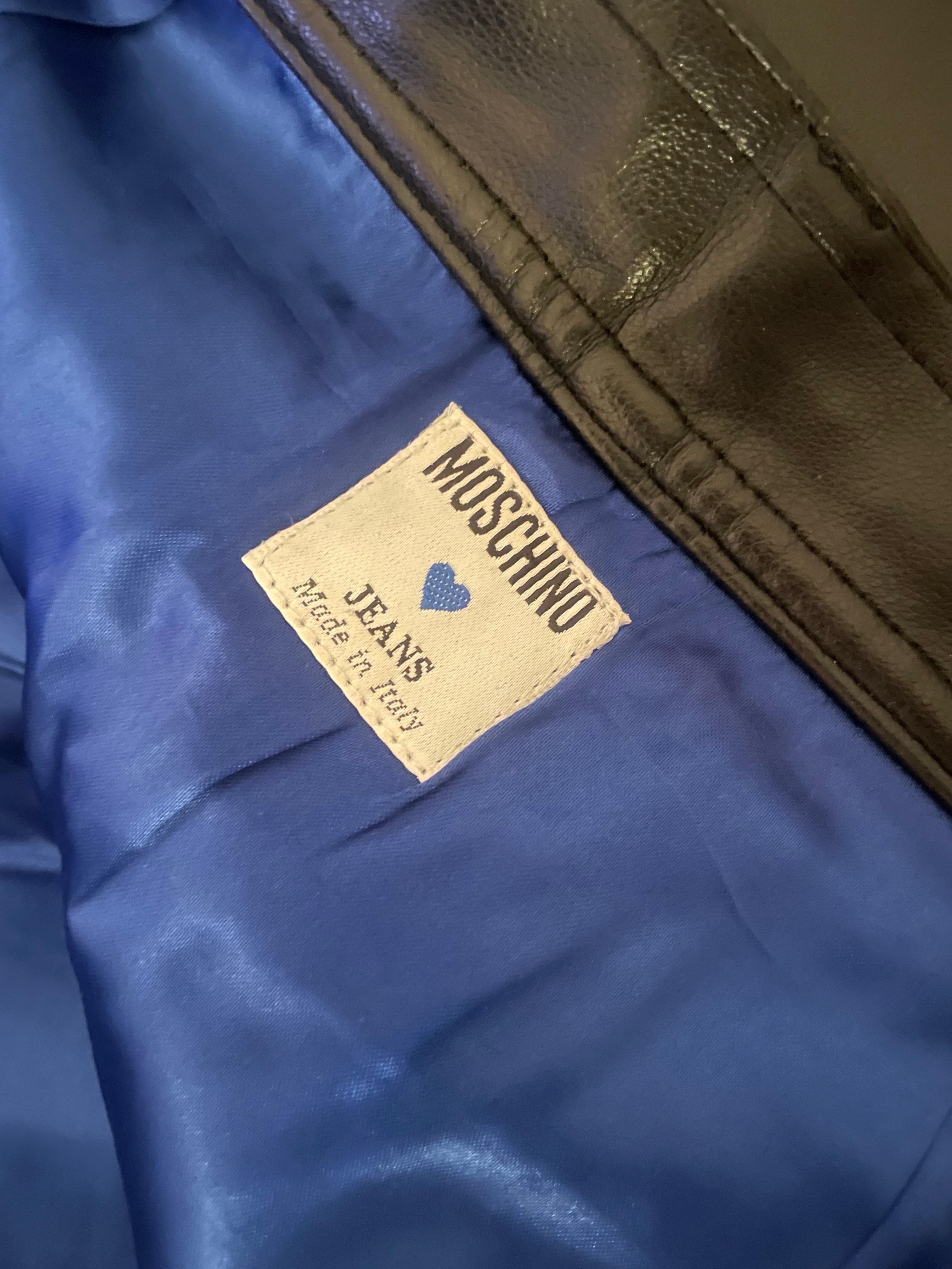 Mini gonna vintage anni '90 in jeans Moschino Jeans in pvc in vendita 9