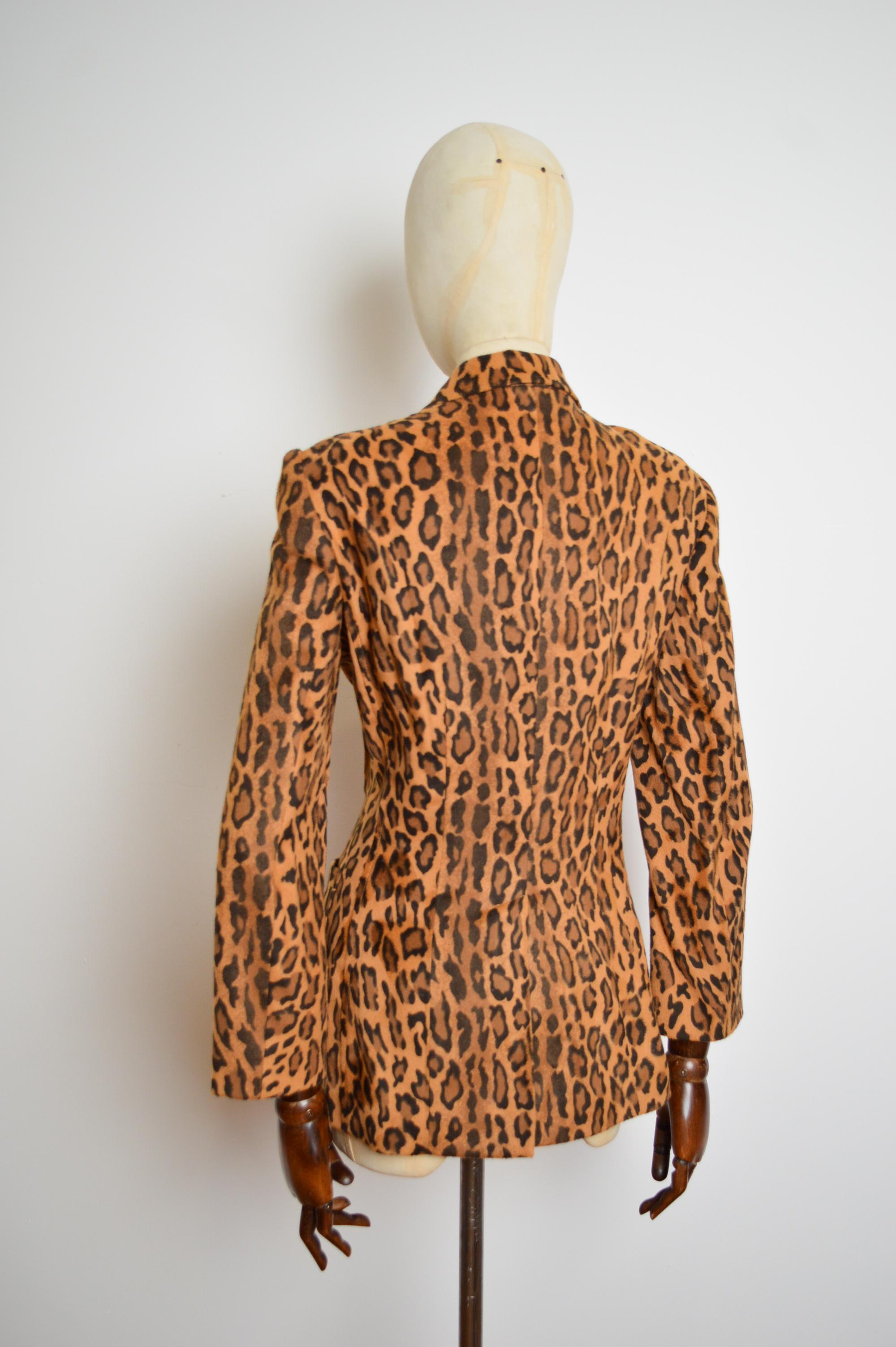 1990's Vintage MOSCHINO leopard print Animal pattern blazer - Suit jacket For Sale 2