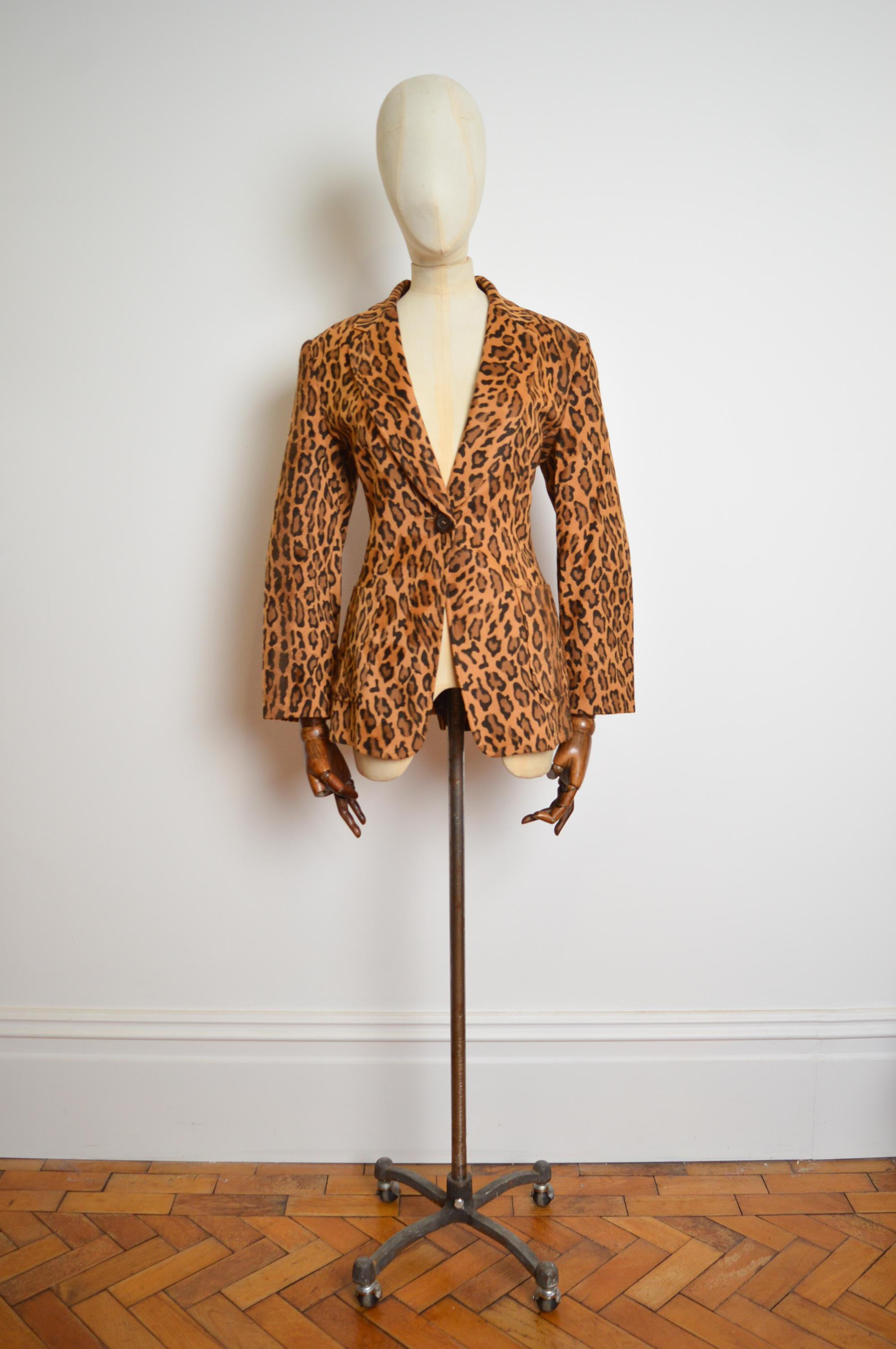 1990's Vintage MOSCHINO leopard print Animal pattern blazer - Suit jacket For Sale 3