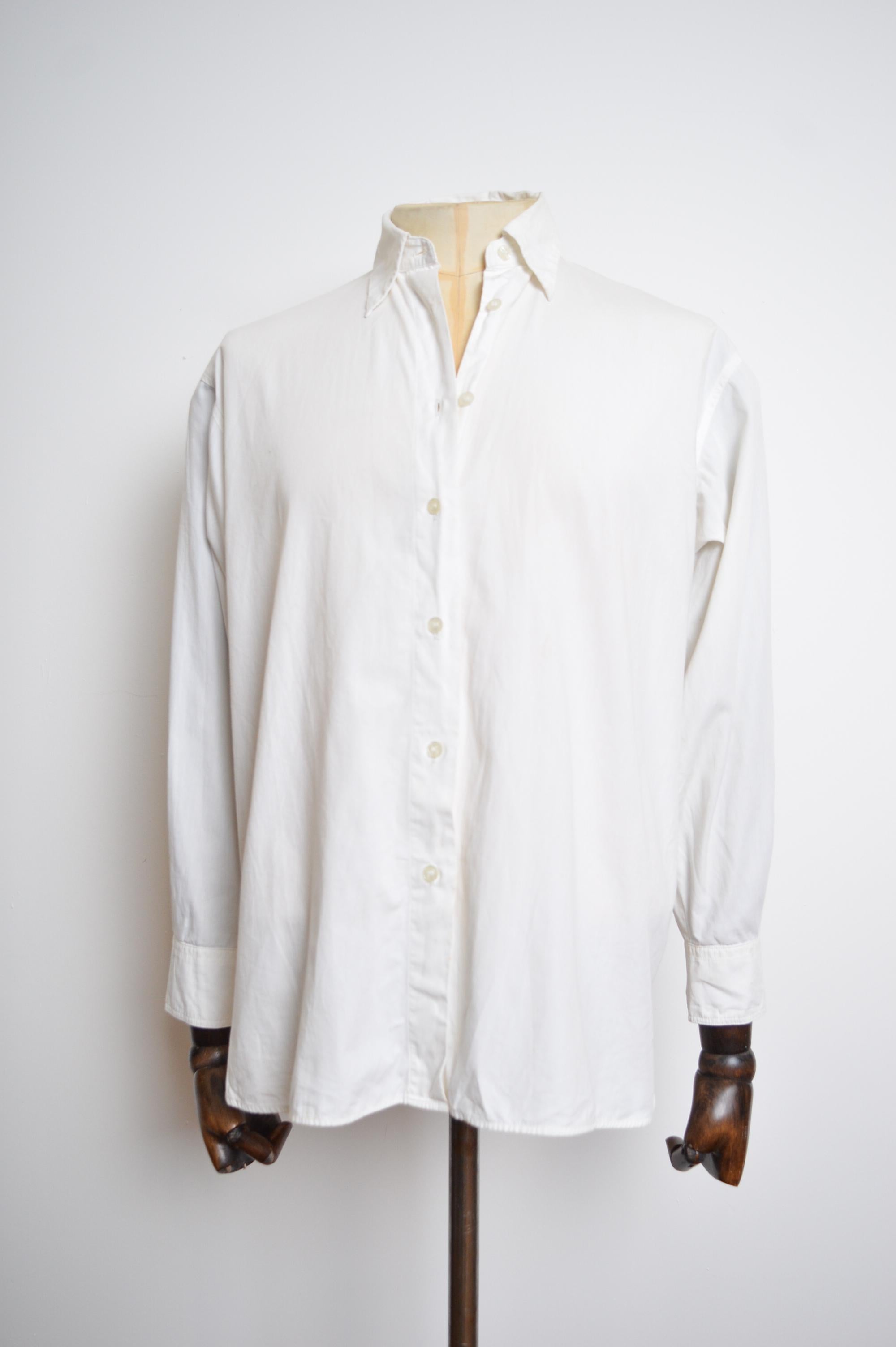 Men's 1990's Vintage MOSCHINO Nature Print Spell out White Cotton Summer shirt