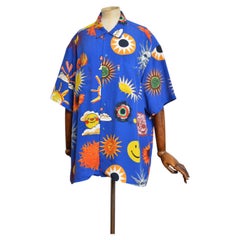 Vintage-Hemd von Moschino aus den 1990er Jahren mit „Smiley Rave Face & Suns“-Muster, kurzärmelig, blau
