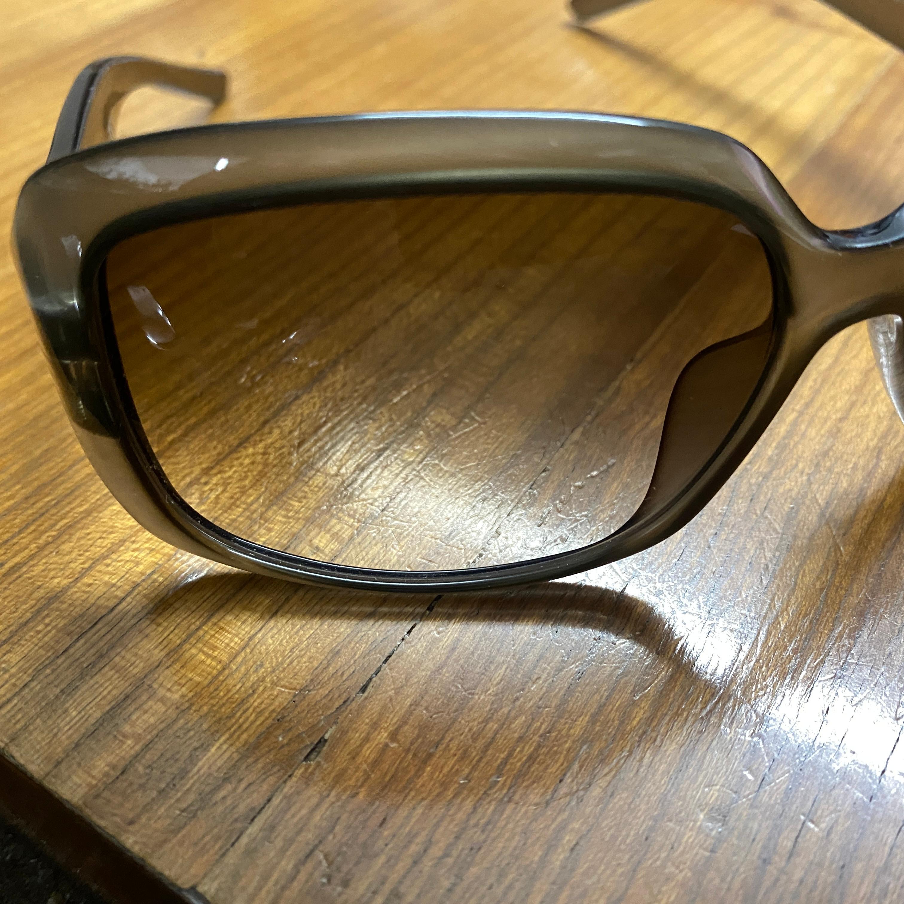 1990s Vintage Oversized Italian Sunglasses by Gucci 2
