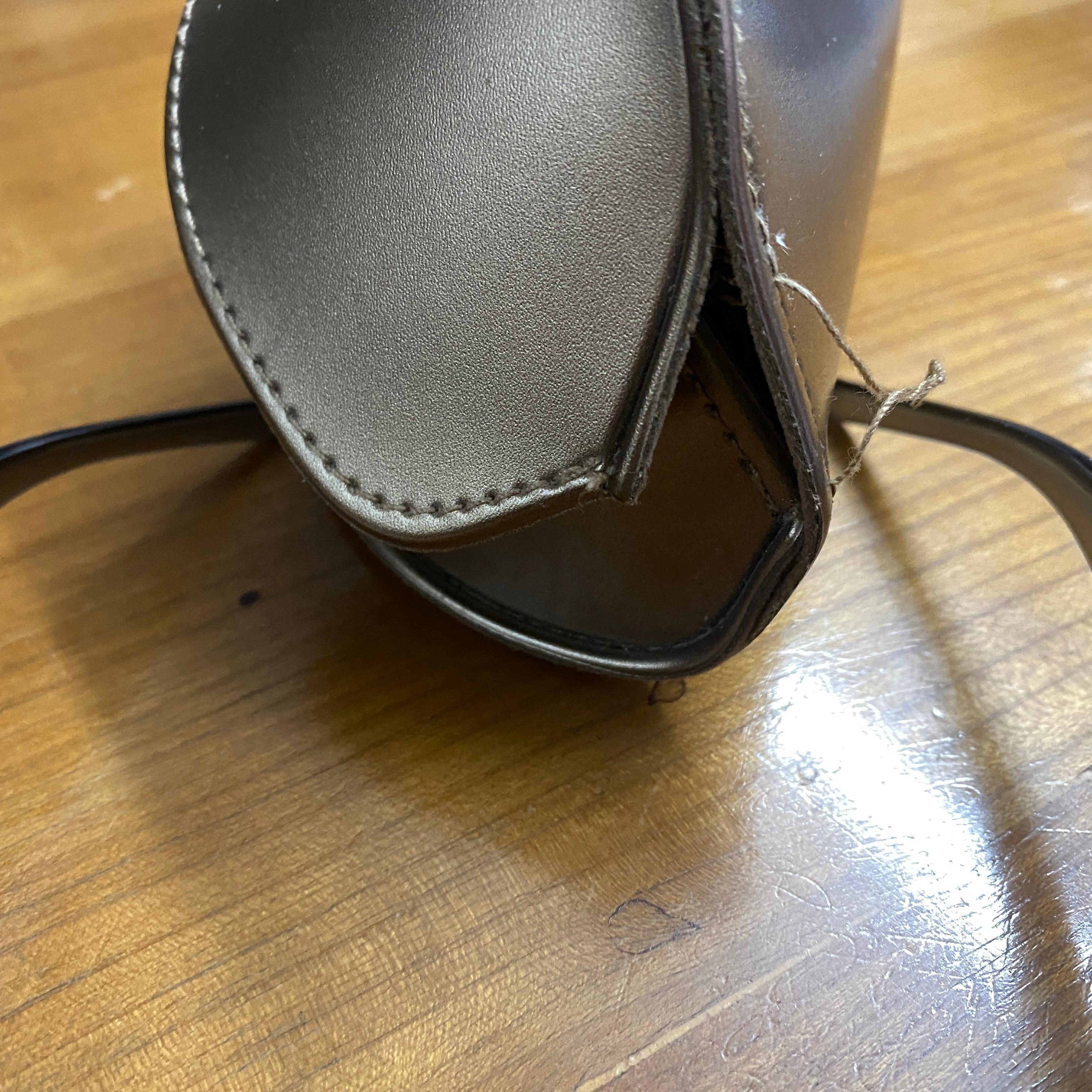 1990s Vintage Oversized Italian Sunglasses by Gucci 4
