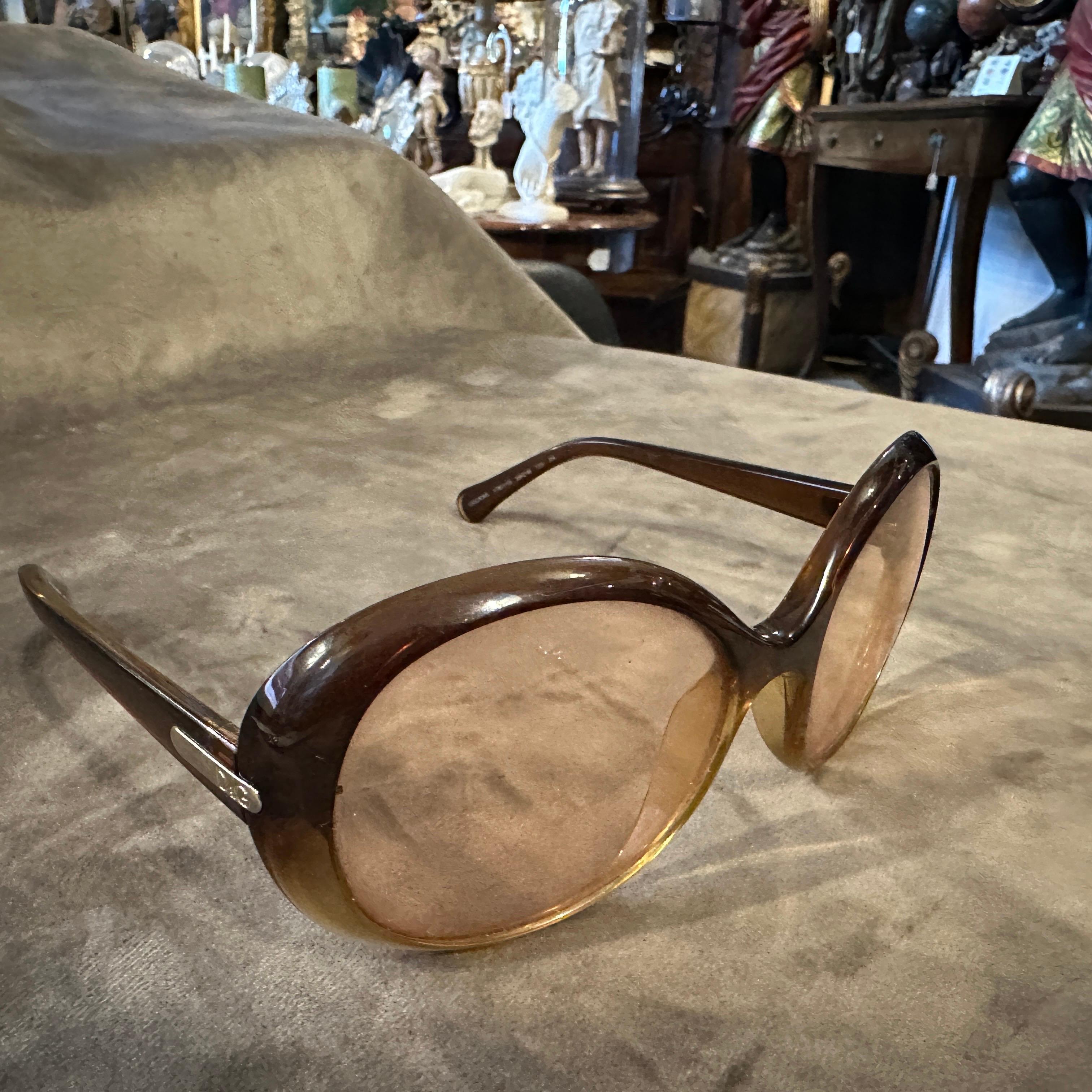 Gafas de sol vintage de gran tamaño de los años 90 de Dolce & Gabbana en venta 7