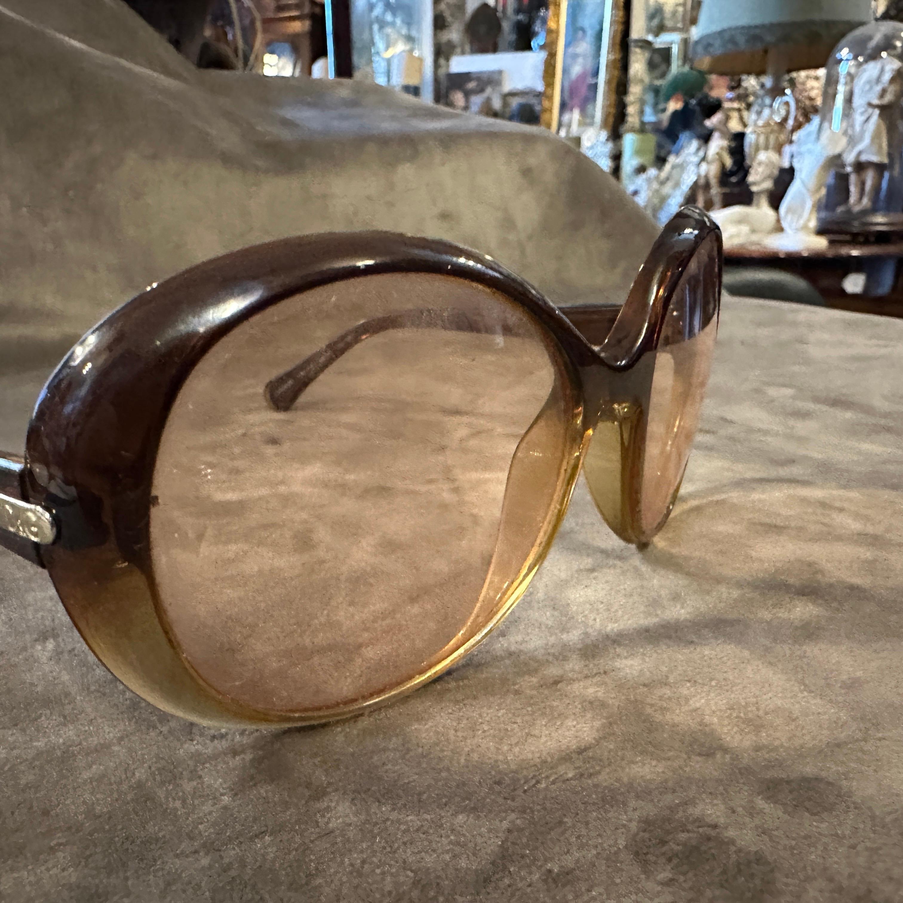 Gafas de sol vintage de gran tamaño de los años 90 de Dolce & Gabbana Marrón en venta