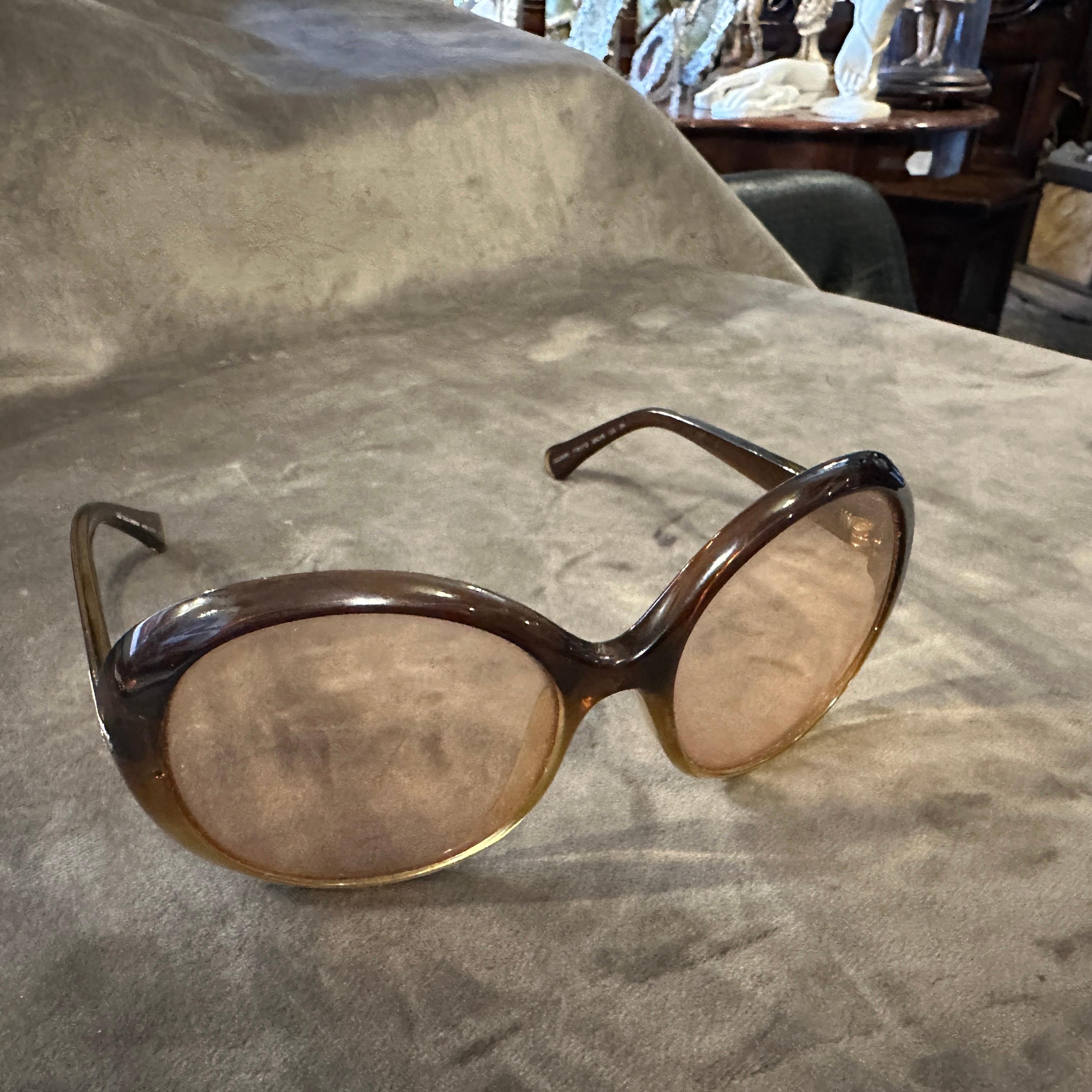 Gafas de sol vintage de gran tamaño de los años 90 de Dolce & Gabbana en venta 2