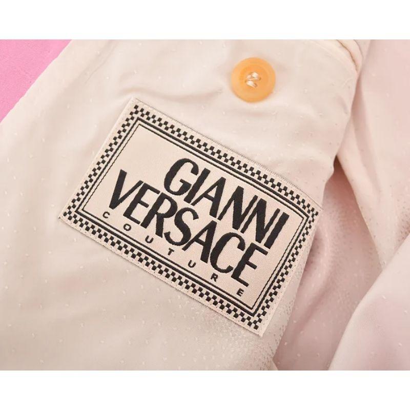 1990's Vintage Pink Gianni Versace Couture Blazer Suit Jacket For Sale 2