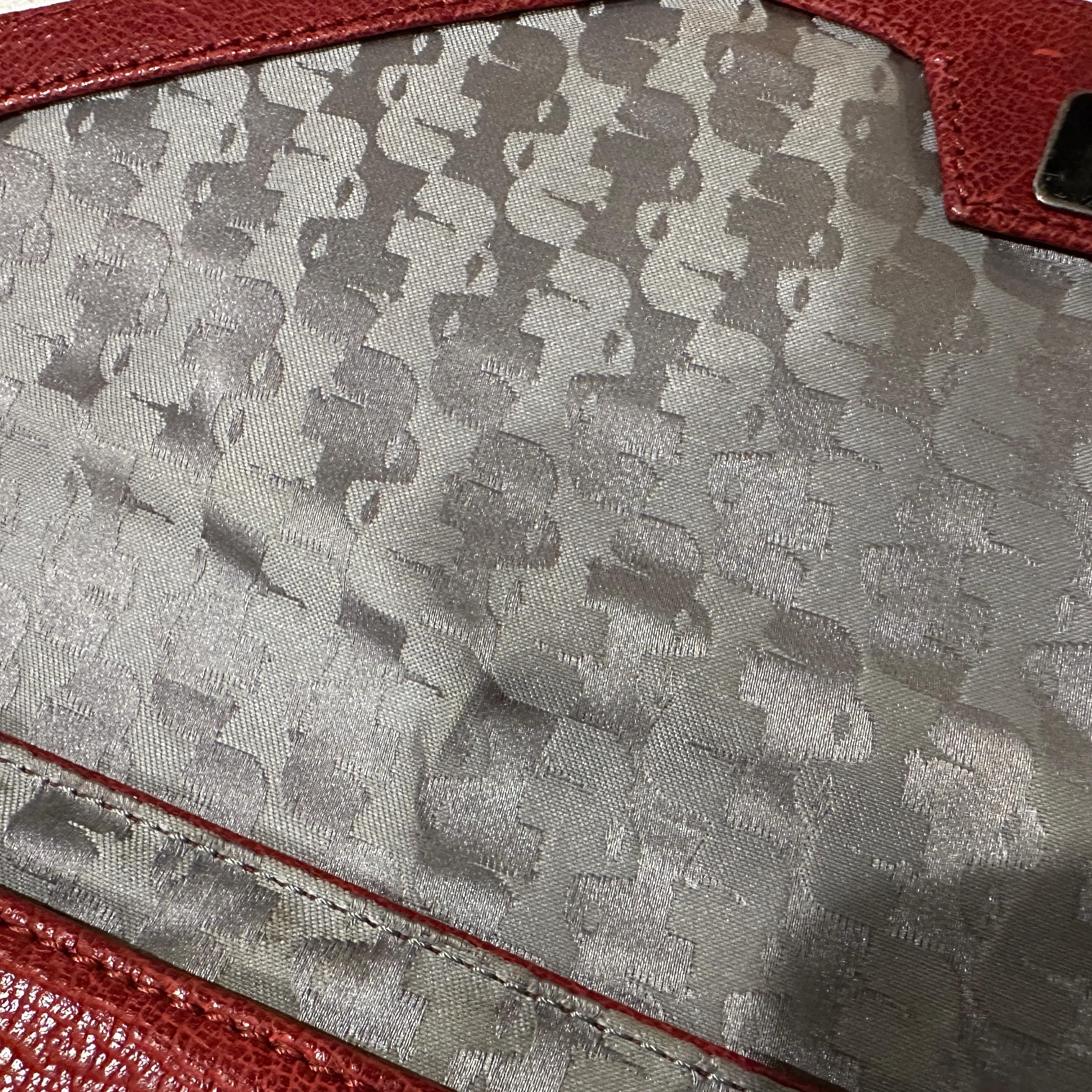 1990s Vintage Red Leather Karl Lagerfeld Envelope Bag For Sale 6