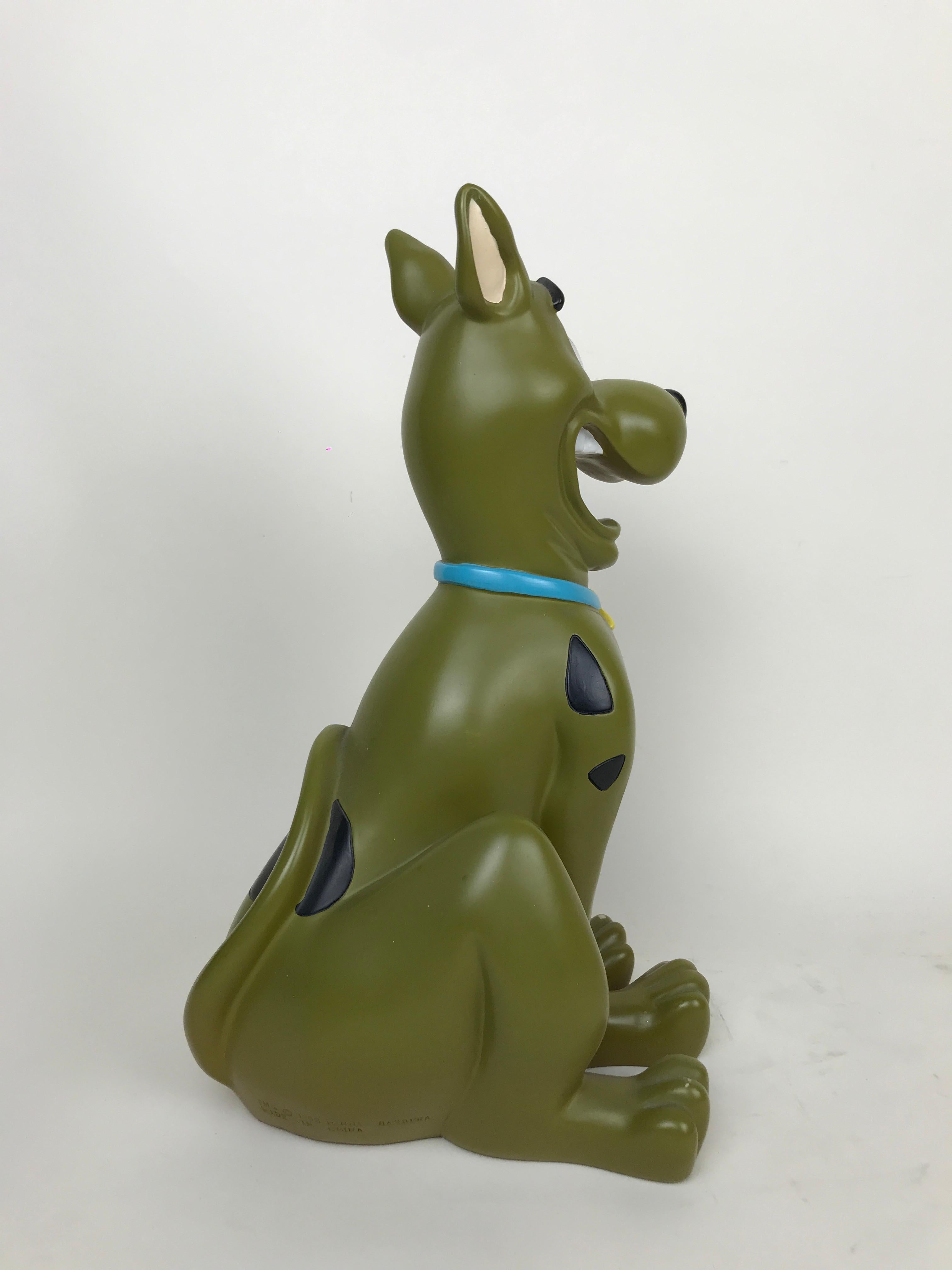 1990er Jahre Vintage Hanna-Barbera Scooby-Doo-Statue aus Harz von Warner Bros Studio Store (amerikanisch) im Angebot