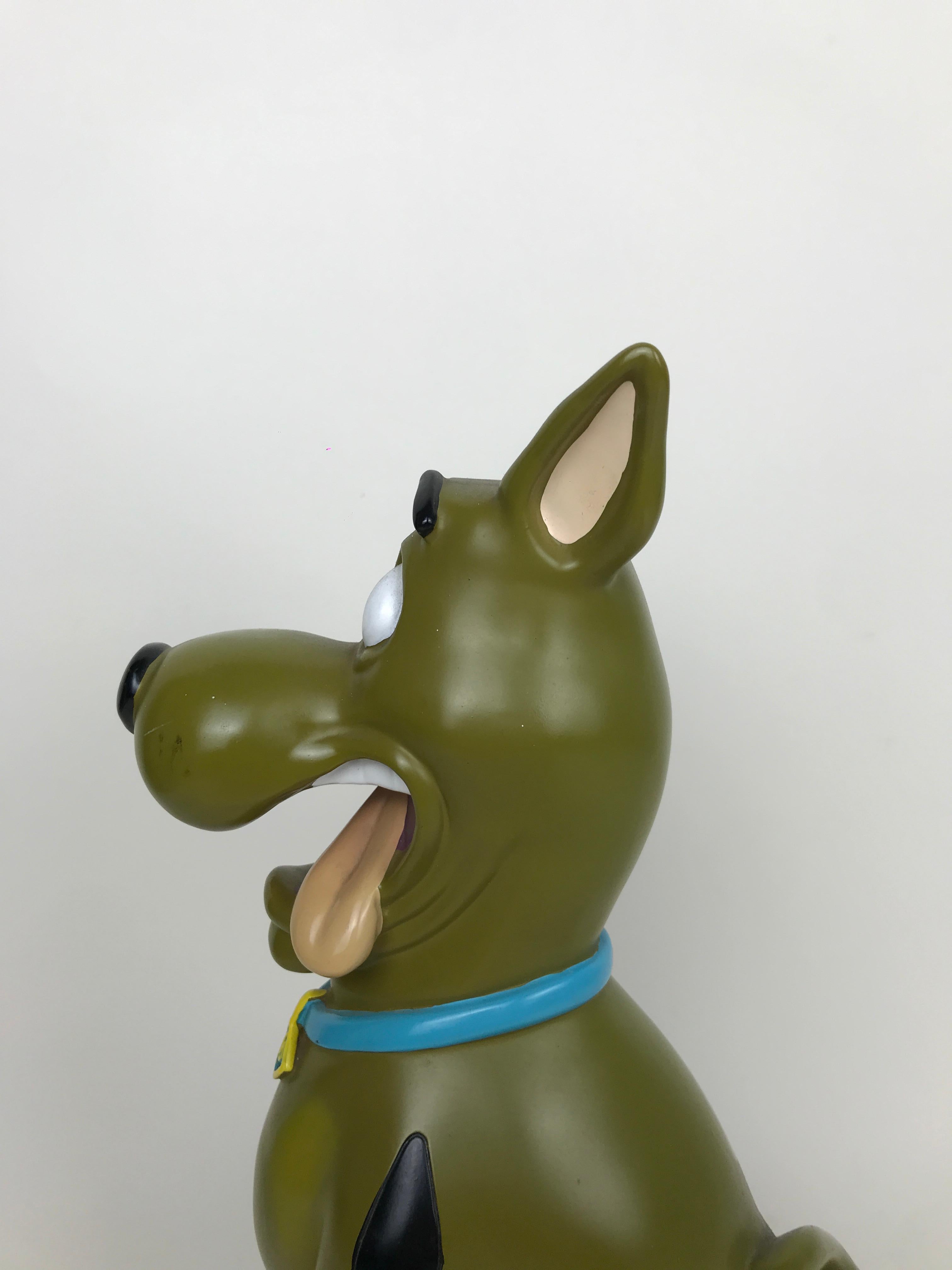 American 1990s Vintage Resin Hanna-Barbera Scooby-Doo Statue by Warner Bros Studio Store  For Sale