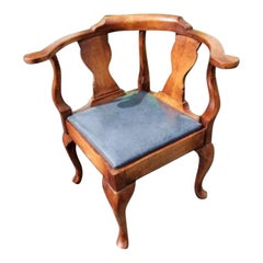 1990s Vintage Solid Mahogany Corner Chair