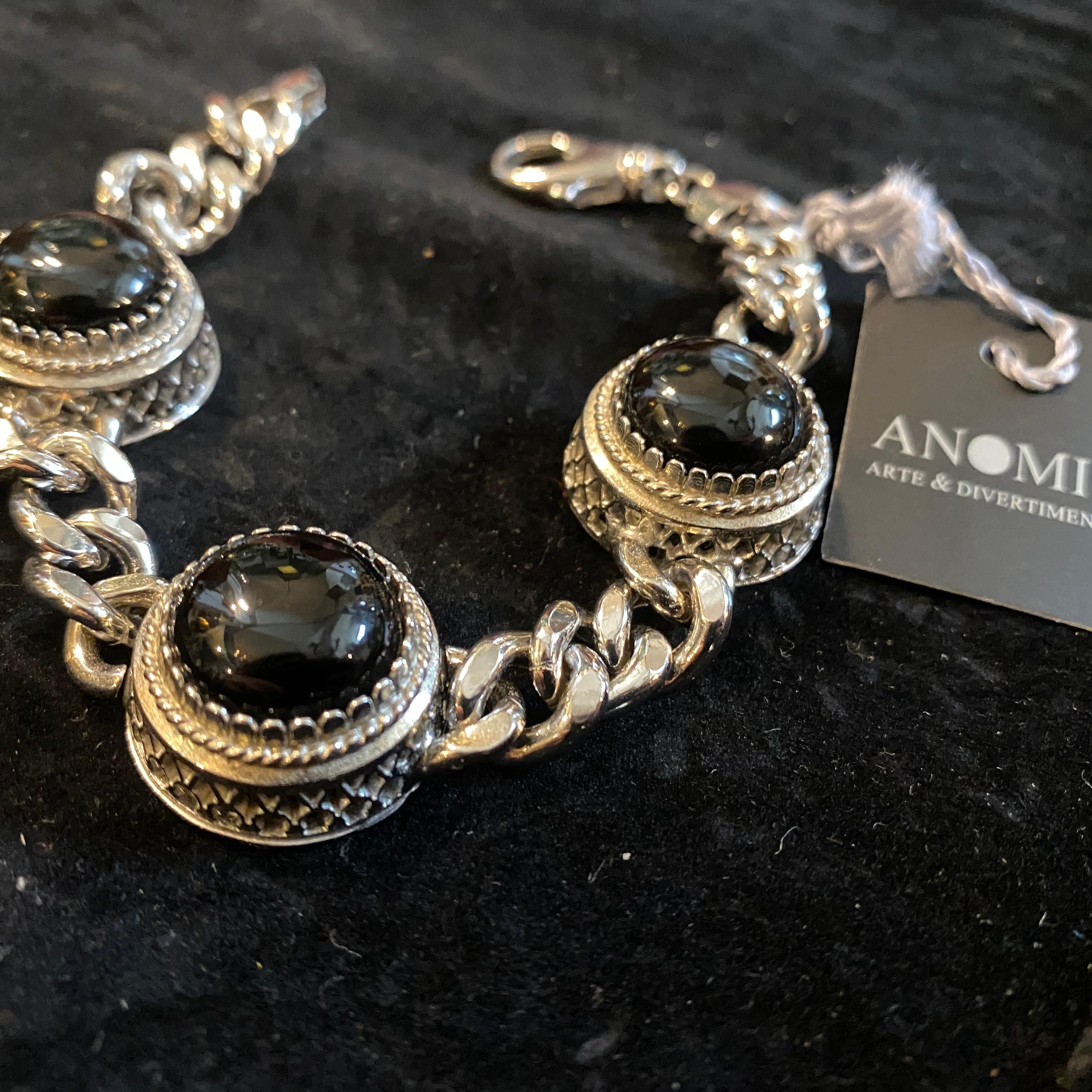 Retro 1990s Vintage Sterling Silver and Onyx Italian Chain Bracelet by Anomis For Sale