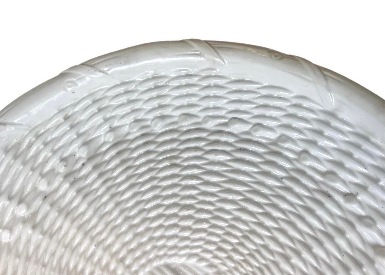 Modern 1990s Vintage Tiffany & Co. Italian Basket Weave “White Wicker” Chop Plate For Sale
