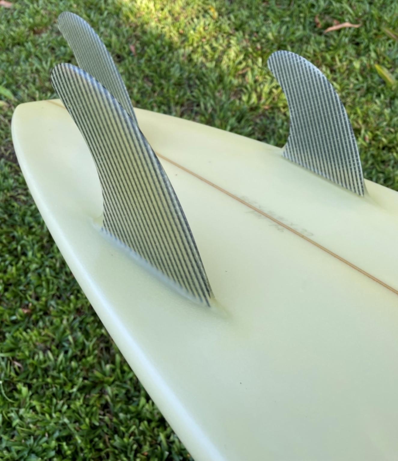 American 1990s Vintage Town & Country shortboard by Ned McMann For Sale