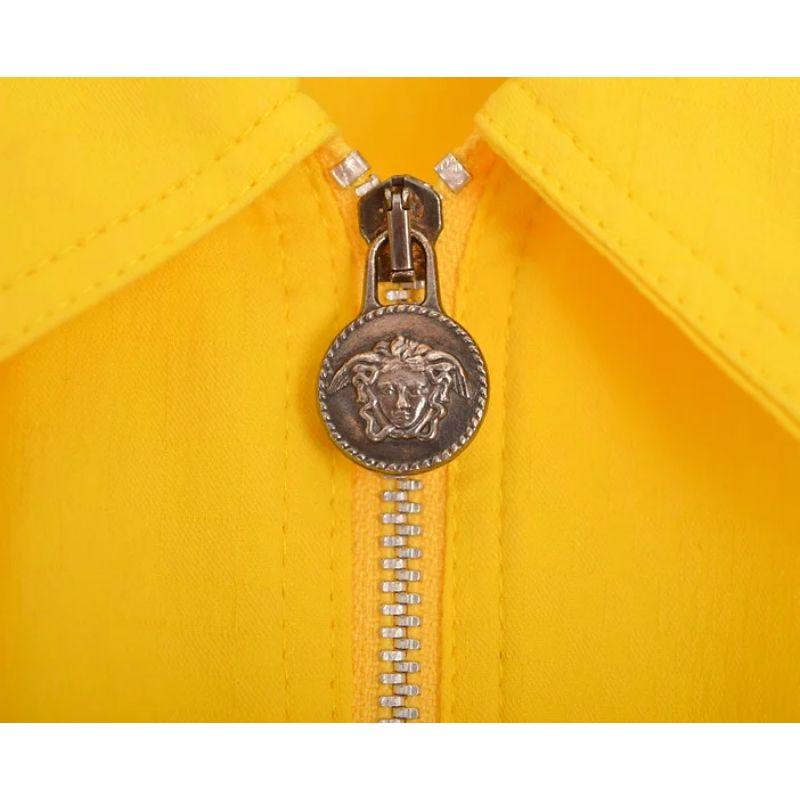 Versace Jeans Couture - Robe moulante vintage jaune avec fermeture éclair, années 1990 en vente 1