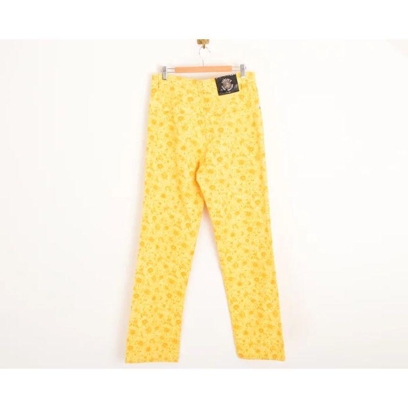 1990's Vintage Versace Yellow Daisy floral Pattern high waisted Jeans Pants For Sale 1