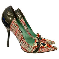 Anni '90 Vintage Versace Tweed Patent Leather Stiletto Heels Geometric Print