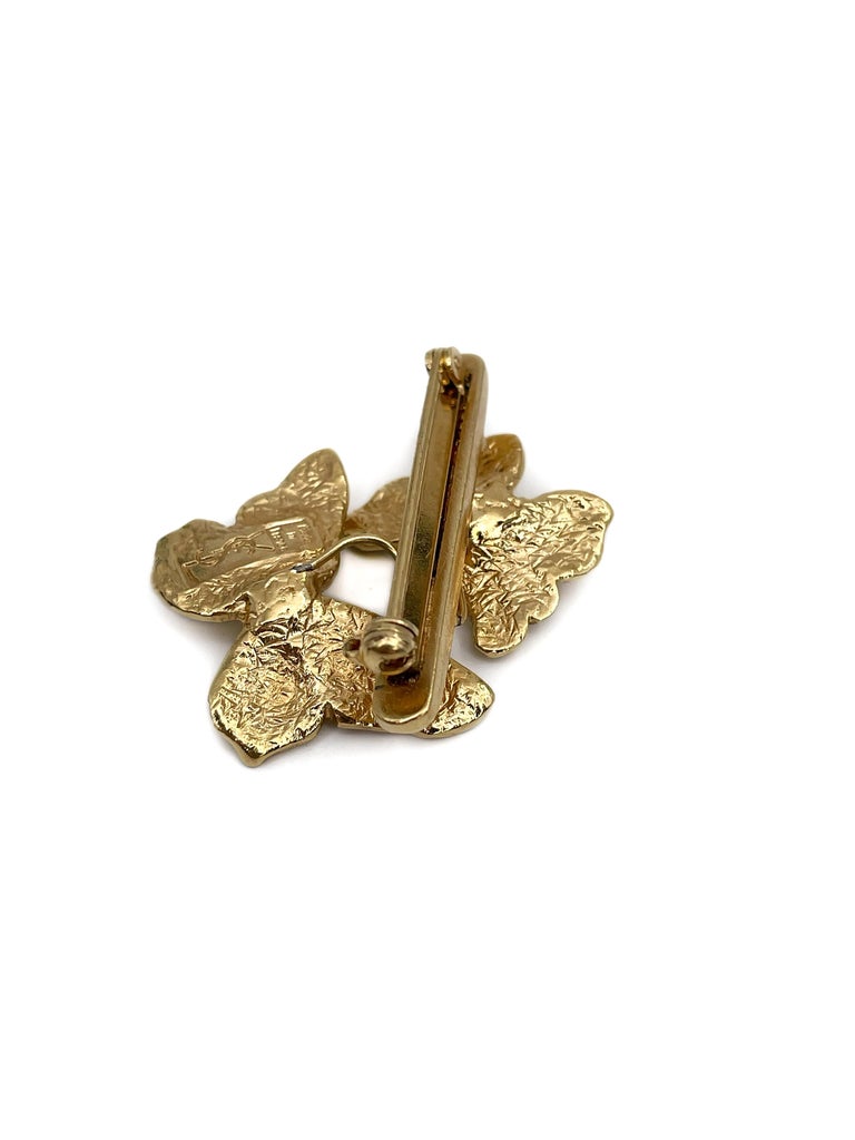 Women's 1990s Vintage Yves Saint Laurent Gold Tone Two Butterfly Bar Brooch For Sale