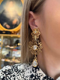1990s Vintage Yves Saint Laurent YSL Gold-Ton Kronleuchter Clip auf Ohrringe