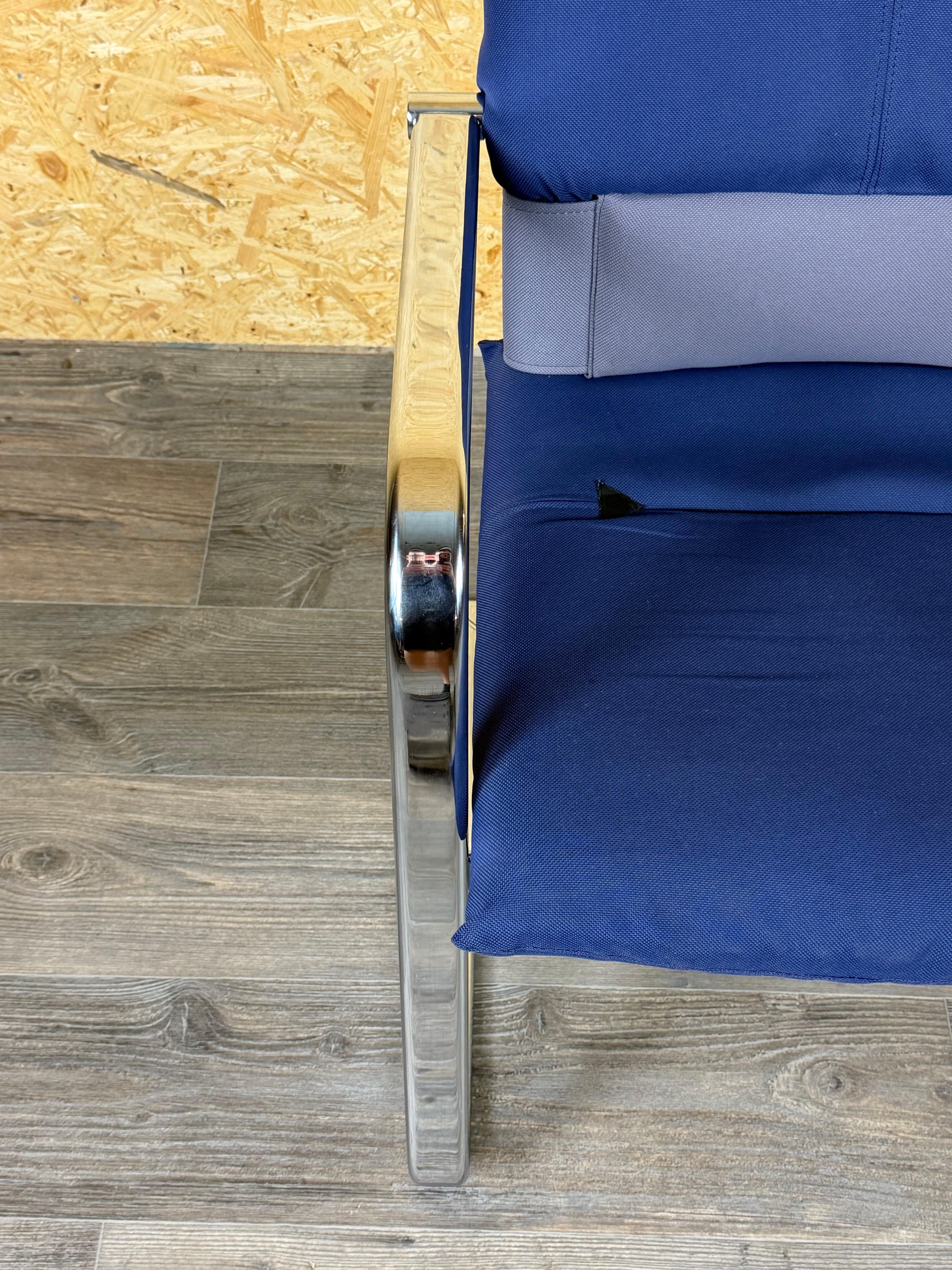 1990 Vitra Figura Cantilever Chair, Design/One par Mario Bellini, Objects for Objects, Metal en vente 1