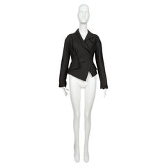 1990 Vivienne Westwood Gold Label Vintage Veste asymétrique en lin noir