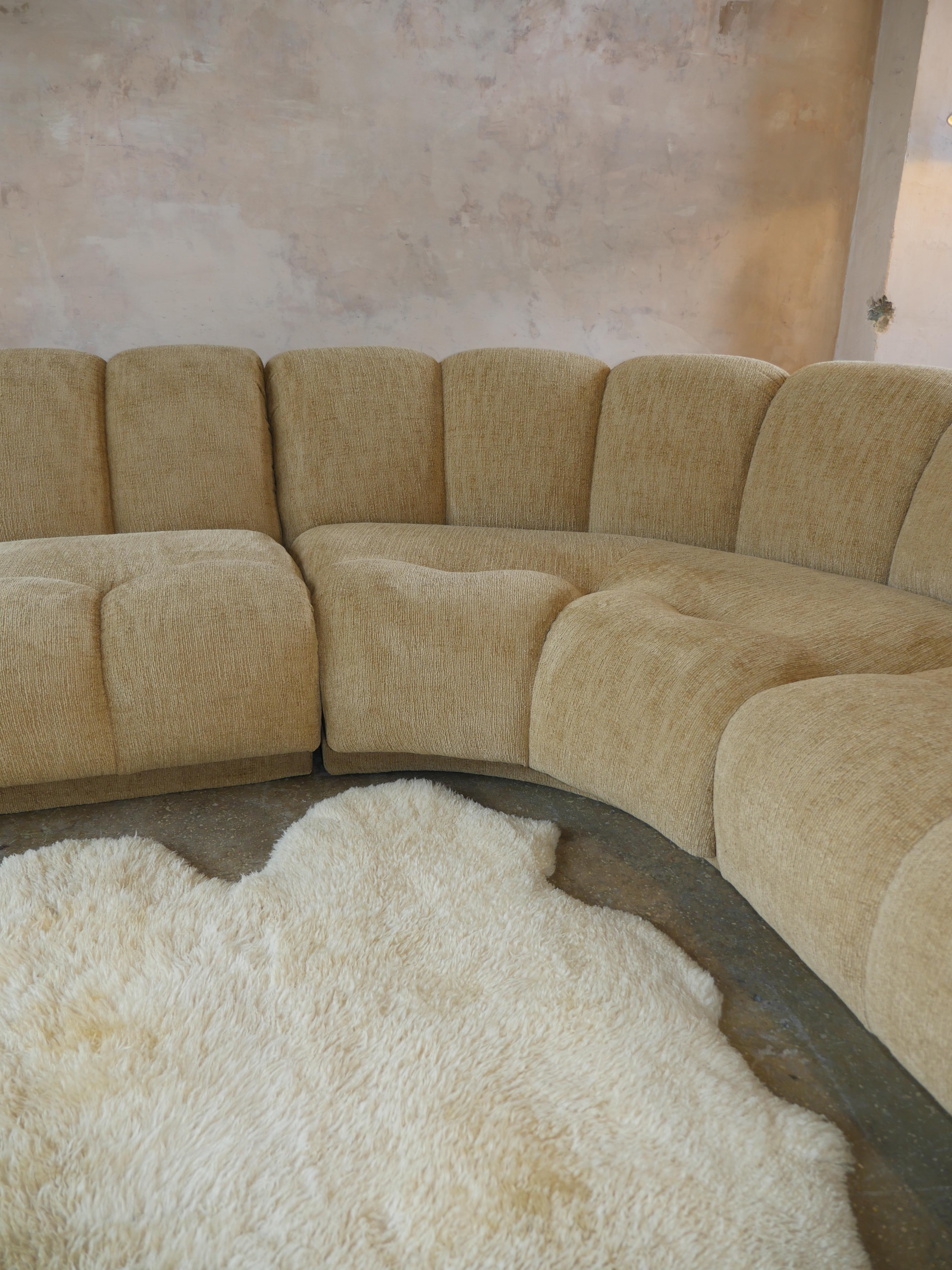 1990s Weiman Art Deco Designer Sectional Sofa In Excellent Condition In Miami, FL