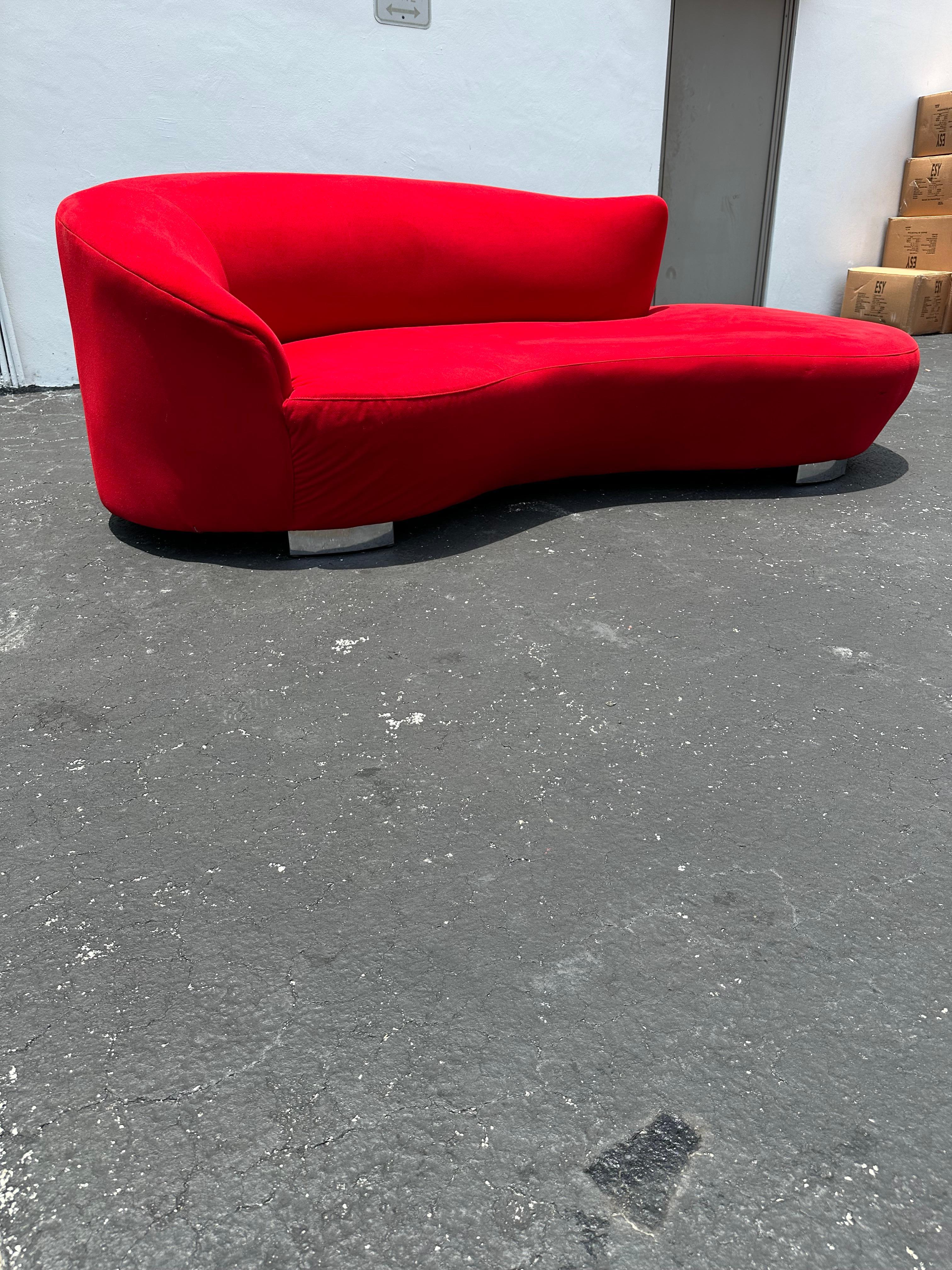 Weiman - Canapé serpentin rouge nuageux des années 1990 en vente 3