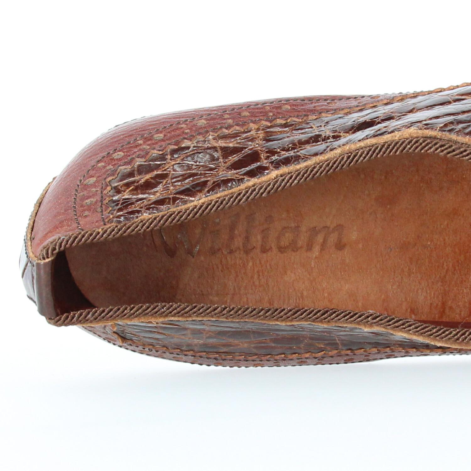 1990s William Crocodile Leather Loafers For Sale 5