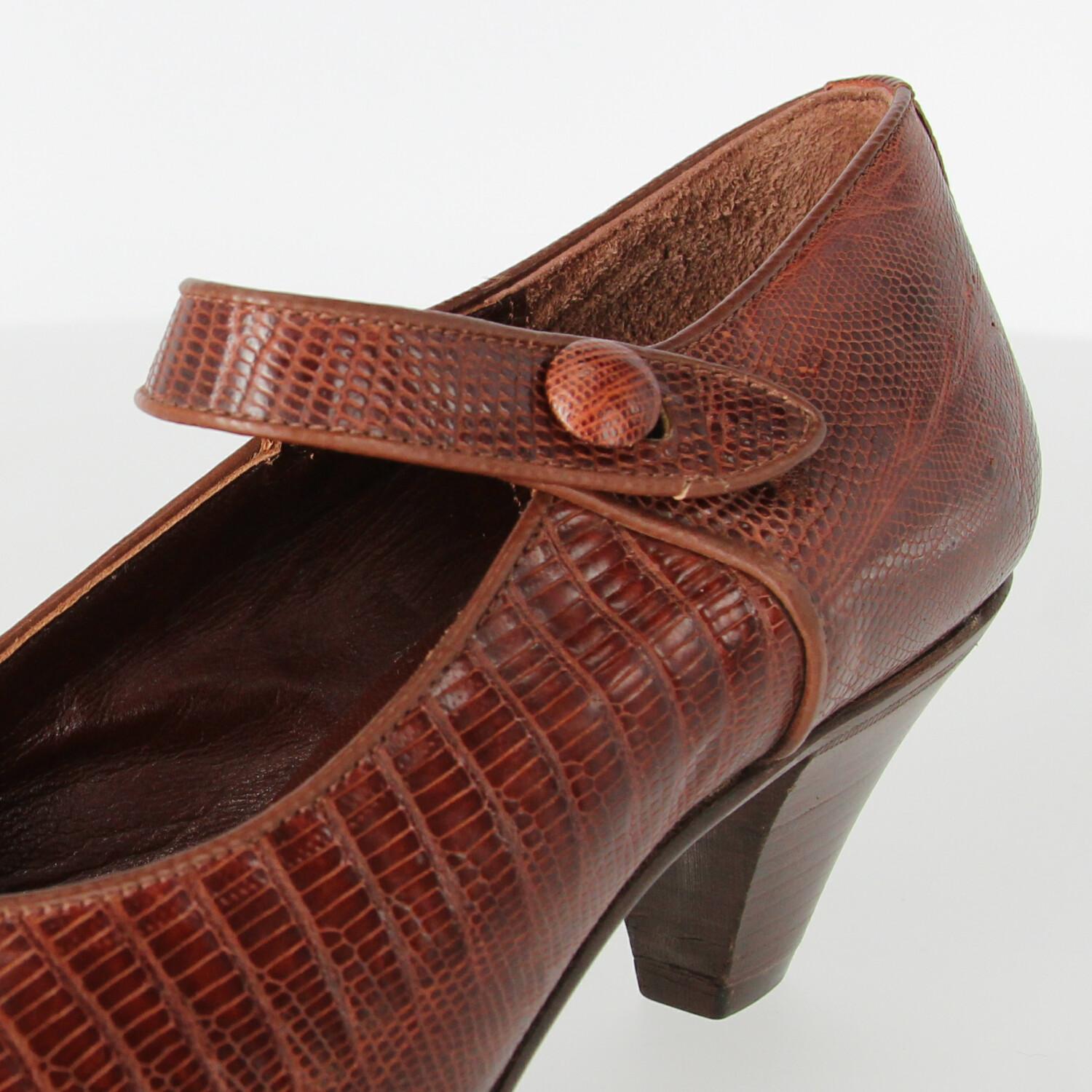 1990s William Vintage brown Tejus lizard skin shoes For Sale 6