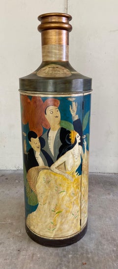 1990s Armadio per la conservazione del vino a forma di bottiglia in stile Art Deco dipinto a mano