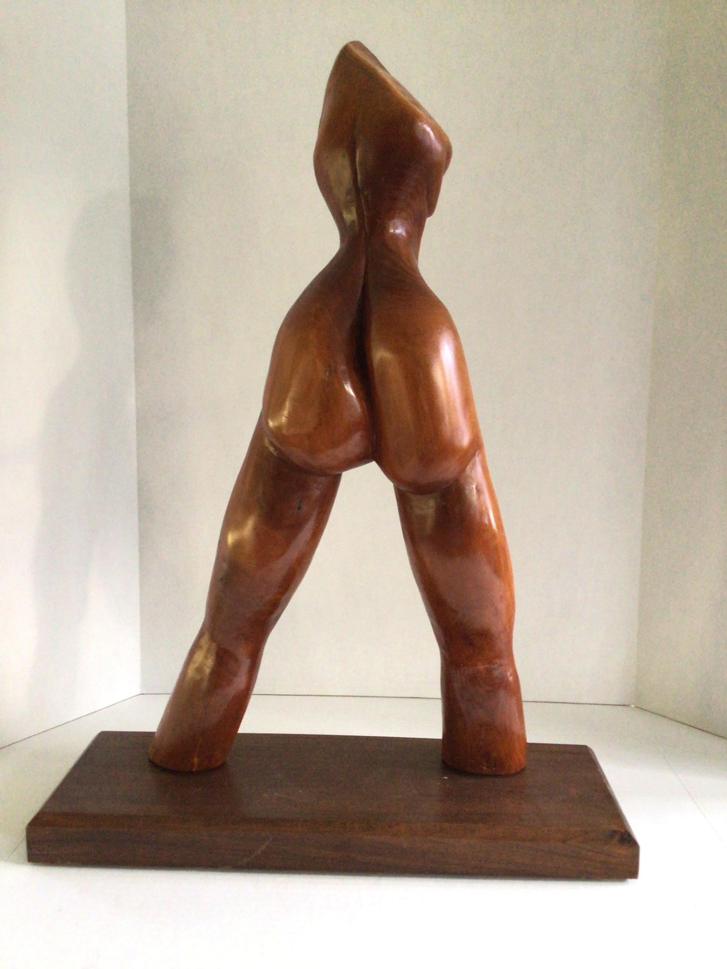 Scultura in legno degli anni '90 di un corpo biomorfo su base di legno In condizioni buone in vendita a Tarrytown, NY