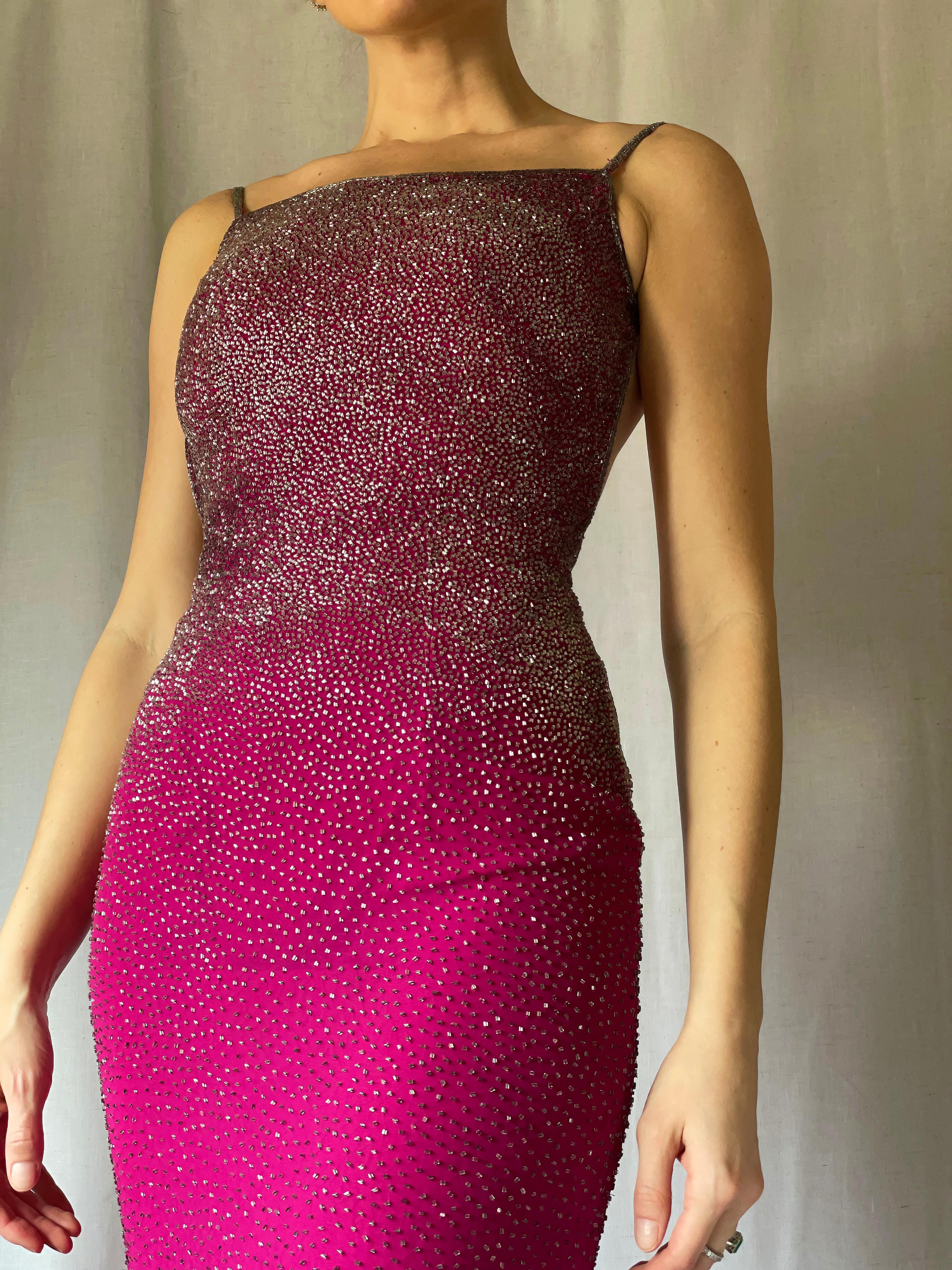 1990s/Y2K Backless Beaded Gown In Good Condition For Sale In New York, NY