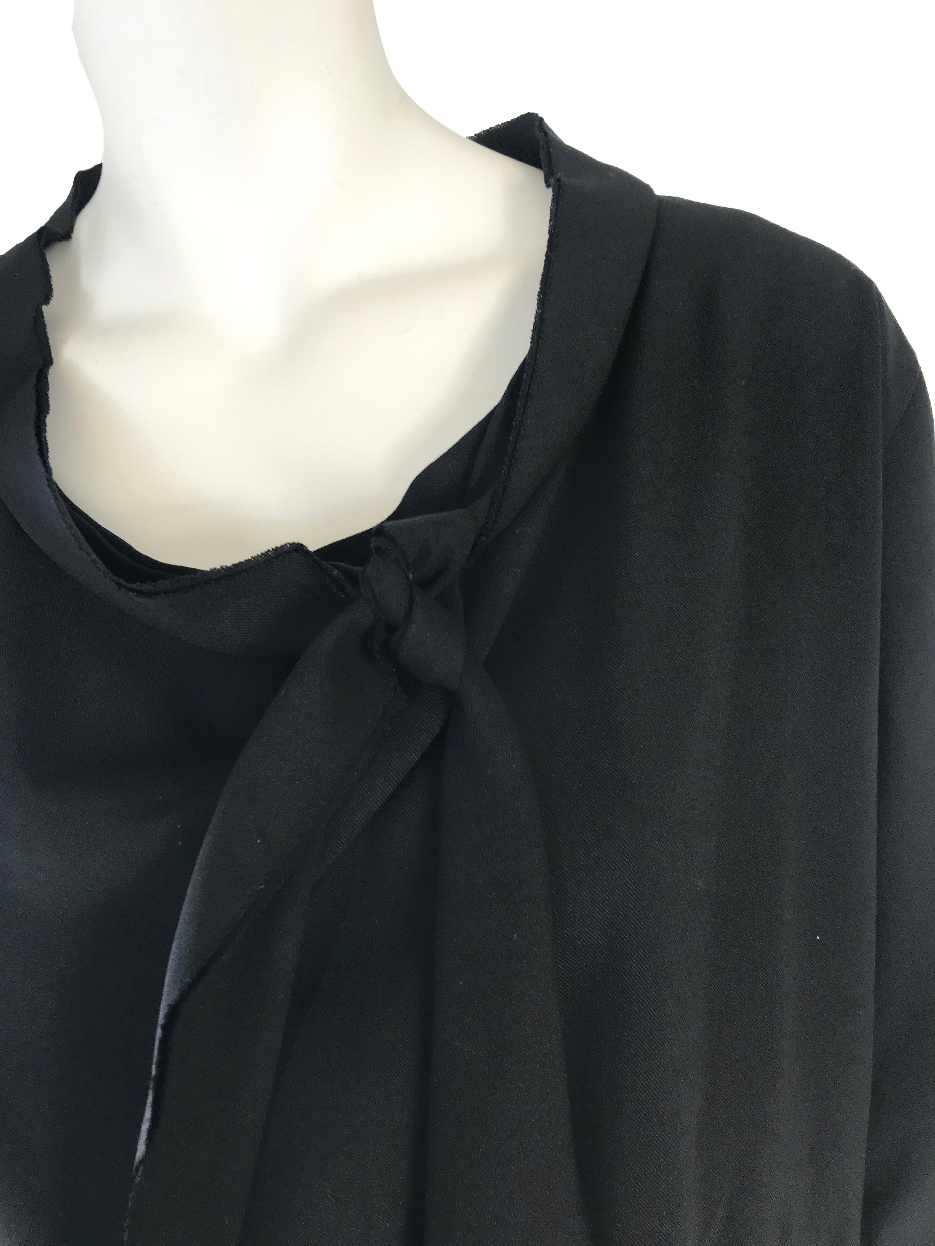 1990s Yohji Yamamoto tie neck top.

Condition: Excellent.
100% wool
Size Small