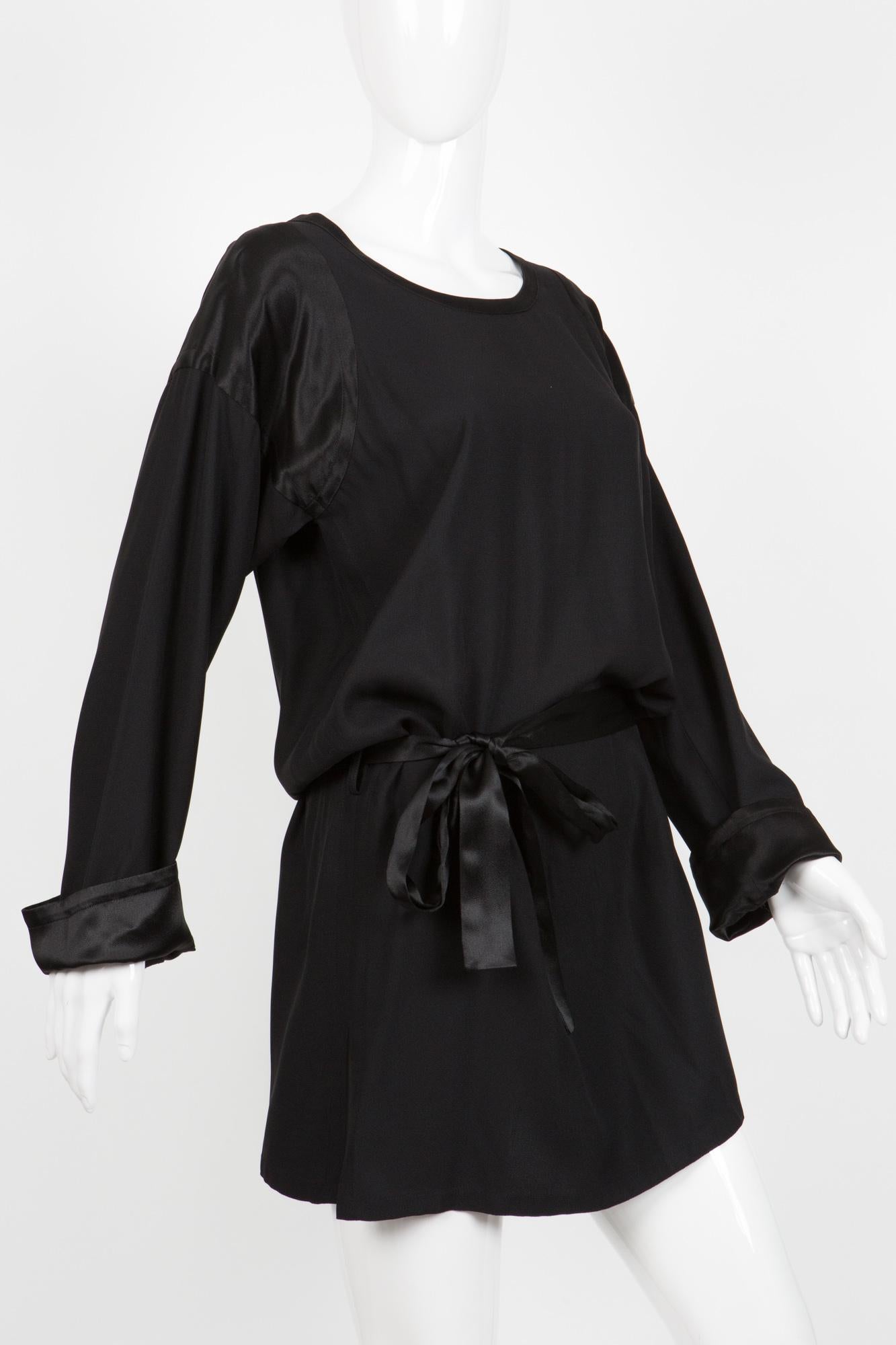 1990s Yves Saint Laurent Black Fluid Short Dress In Excellent Condition In Paris, FR