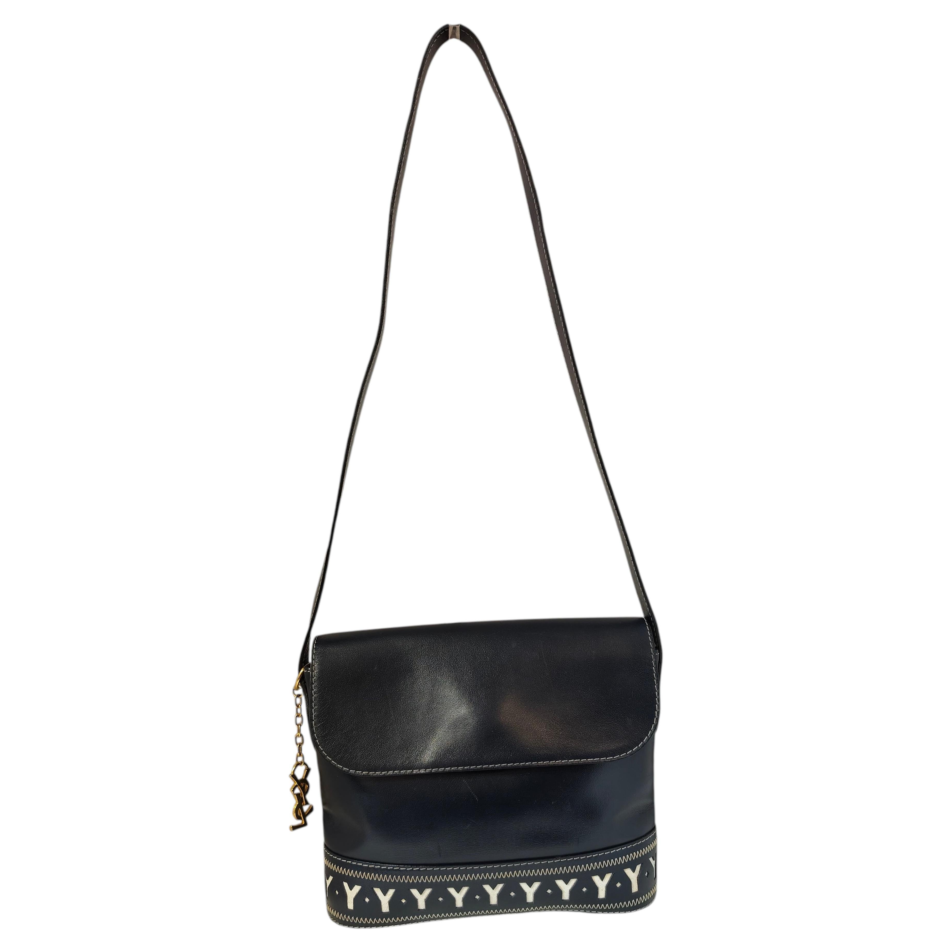 1990s Yves Saint Laurent Blue navy leather White logo Shoulder bag For Sale