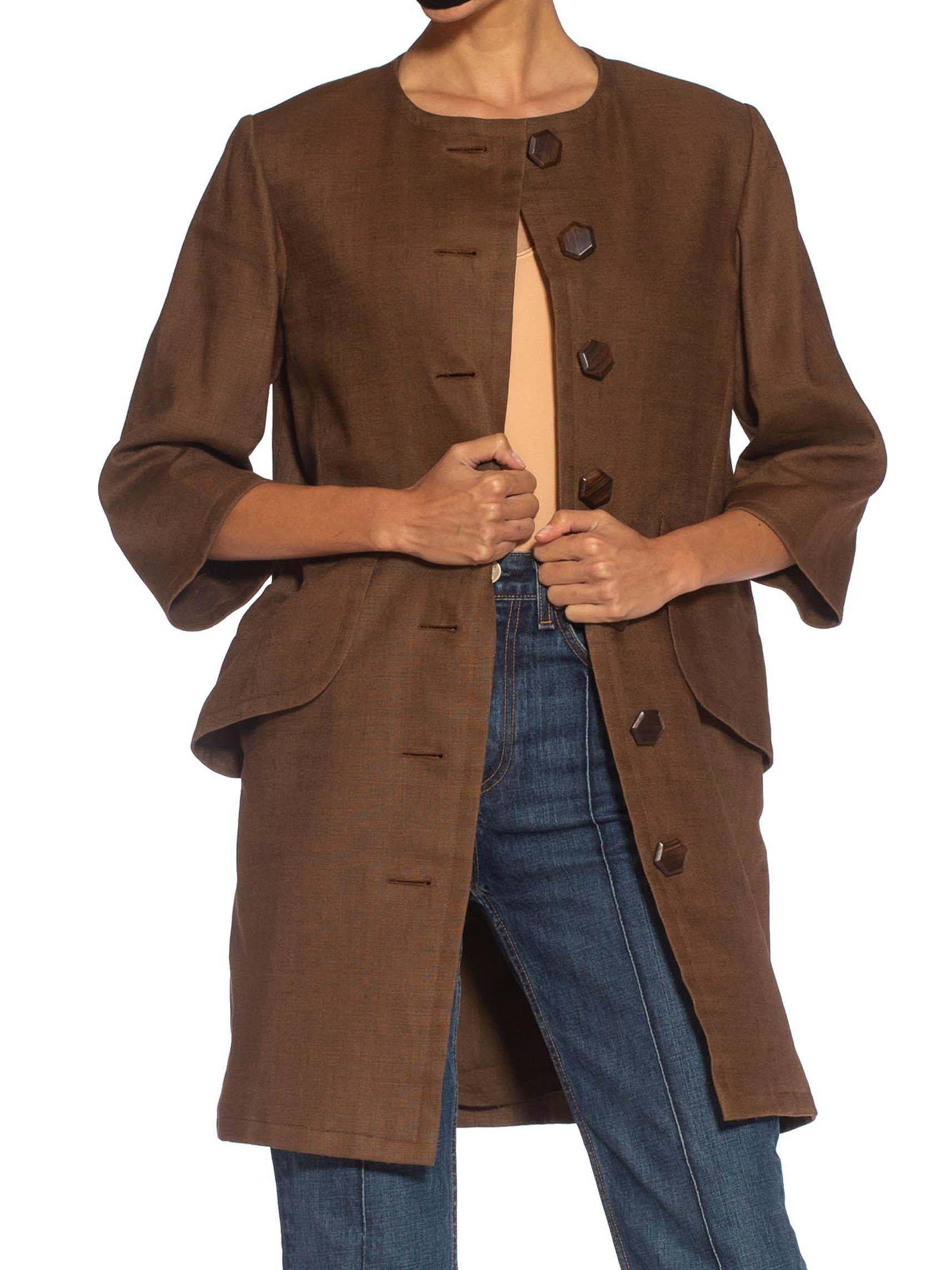 Donna 1990S Yves Saint Laurent Giacca 3/4 in lino marrone Haute Couture con Wood in vendita